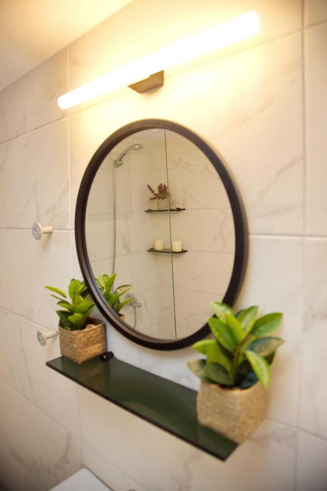 Aroura Homes 2BR Central Balcony Apt Metro
