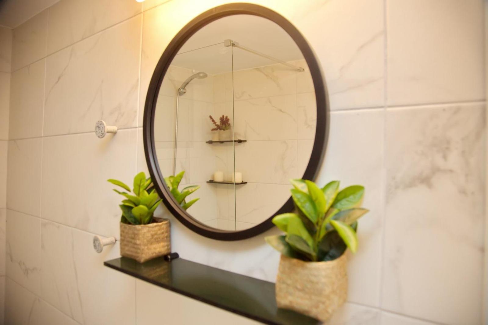 Aroura Homes 2BR Central Balcony Apt Metro