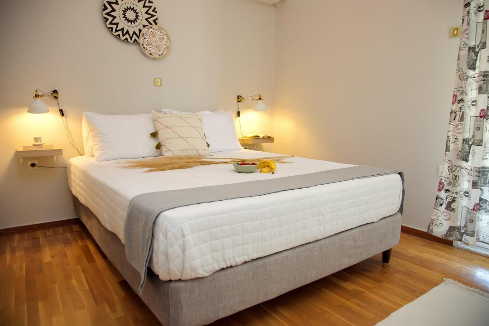 Aroura Homes 2BR Central Balcony Apt Metro