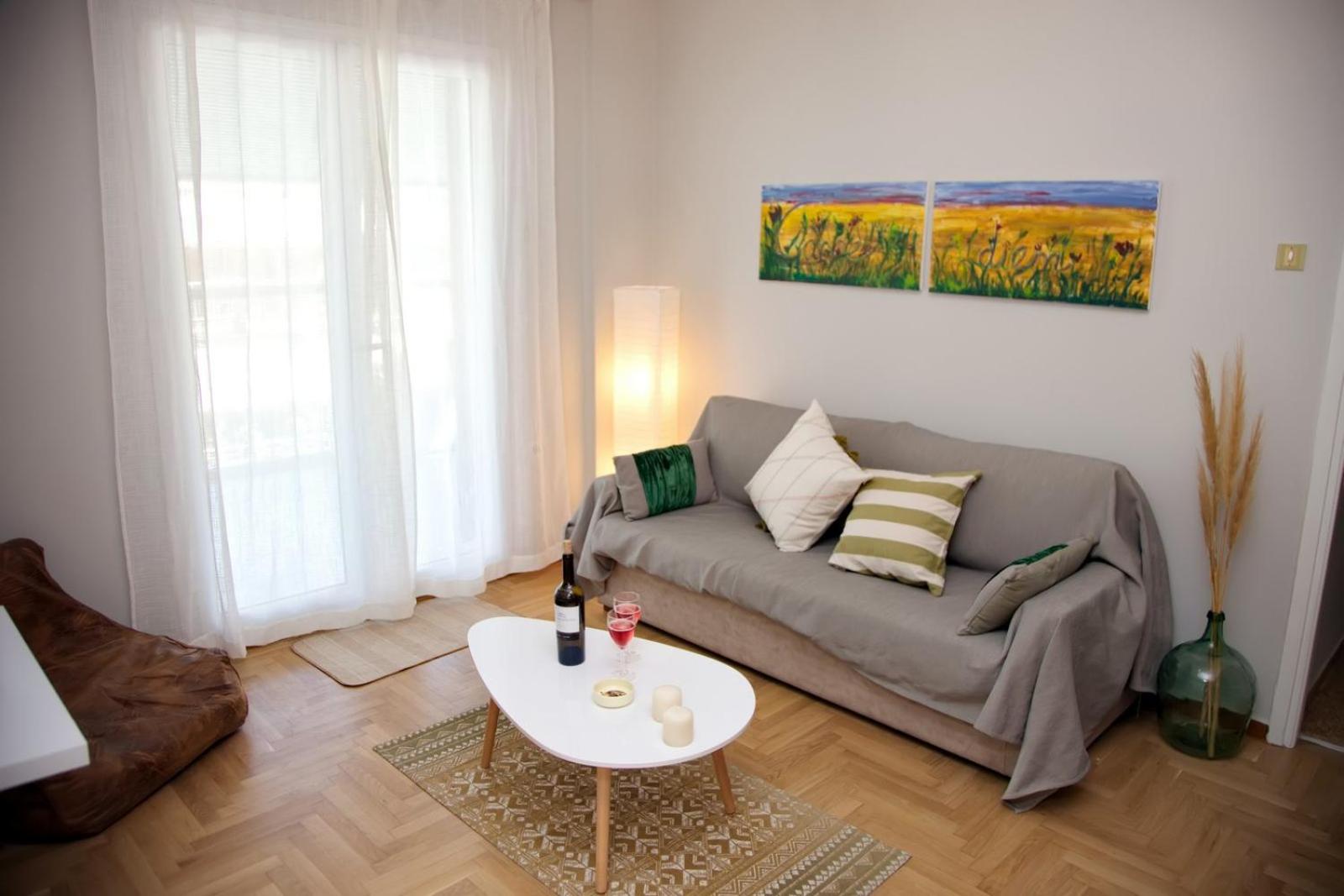 Aroura Homes 2BR Central Balcony Apt Metro