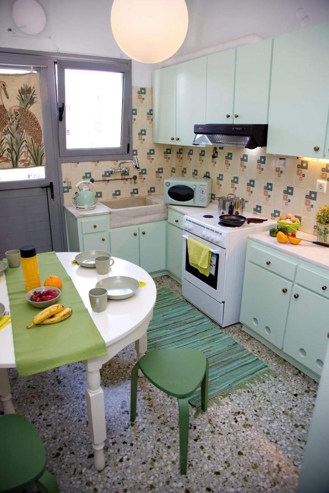 Aroura Homes 2BR Central Balcony Apt Metro