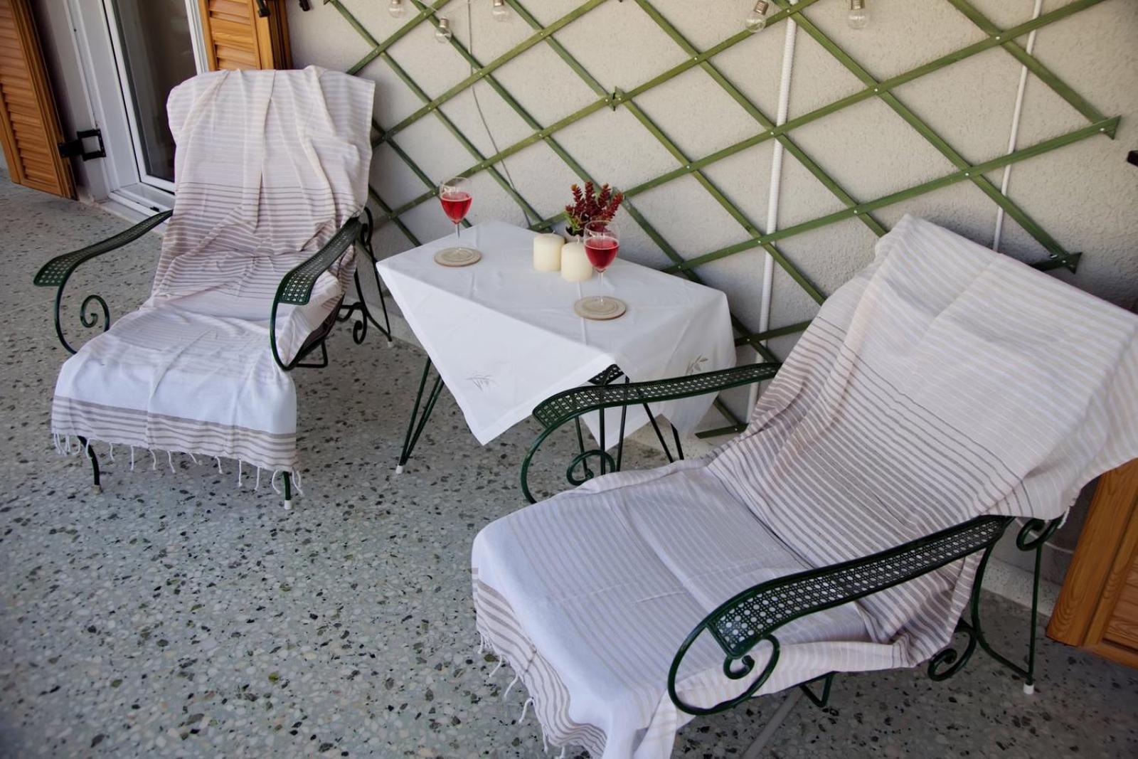 Aroura Homes 2BR Central Balcony Apt Metro