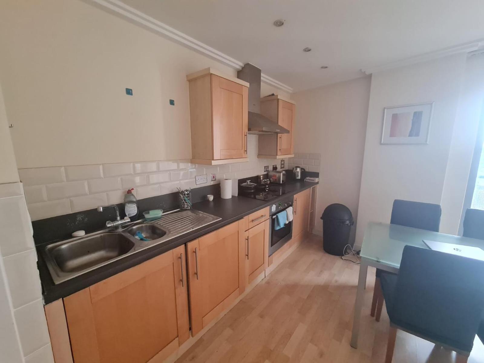 Great apartment in London view 2