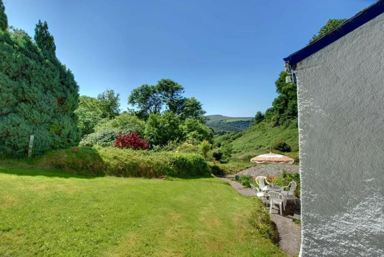 2 bed rural retreat nestled in the heart of Exmoor view 3