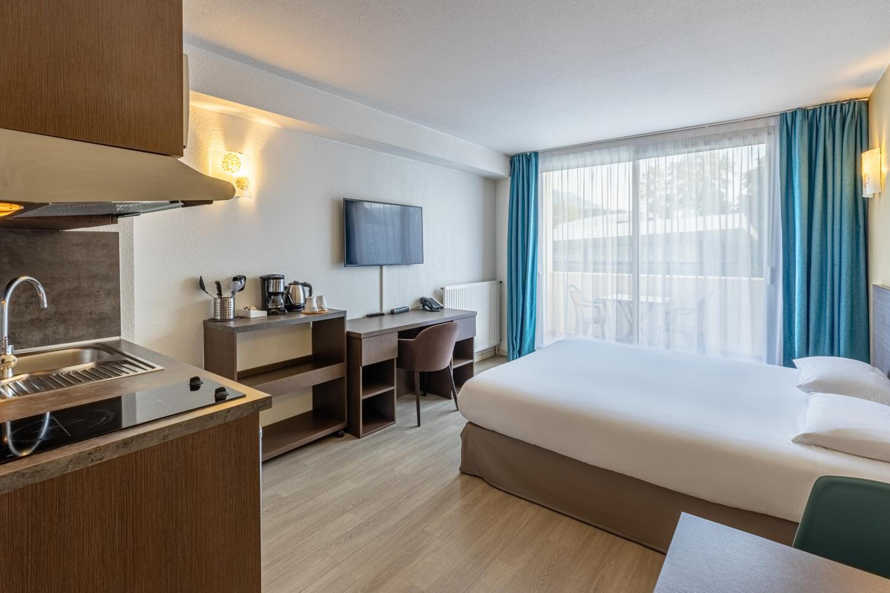 Aix-les-Bains Vacations - Les Loges du Park - Property Image 15