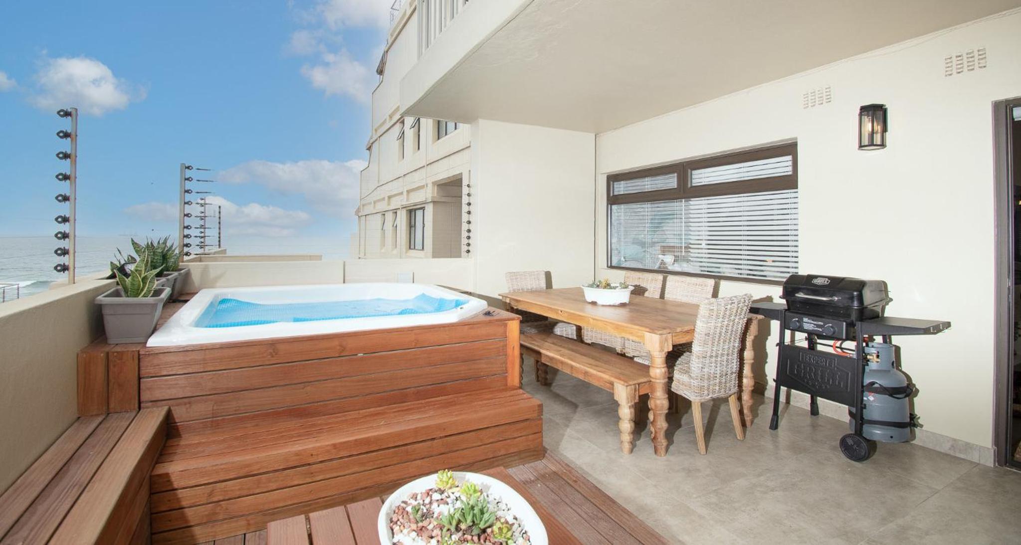 Hotel 11 Bronze Beach Umhlanga Rocks