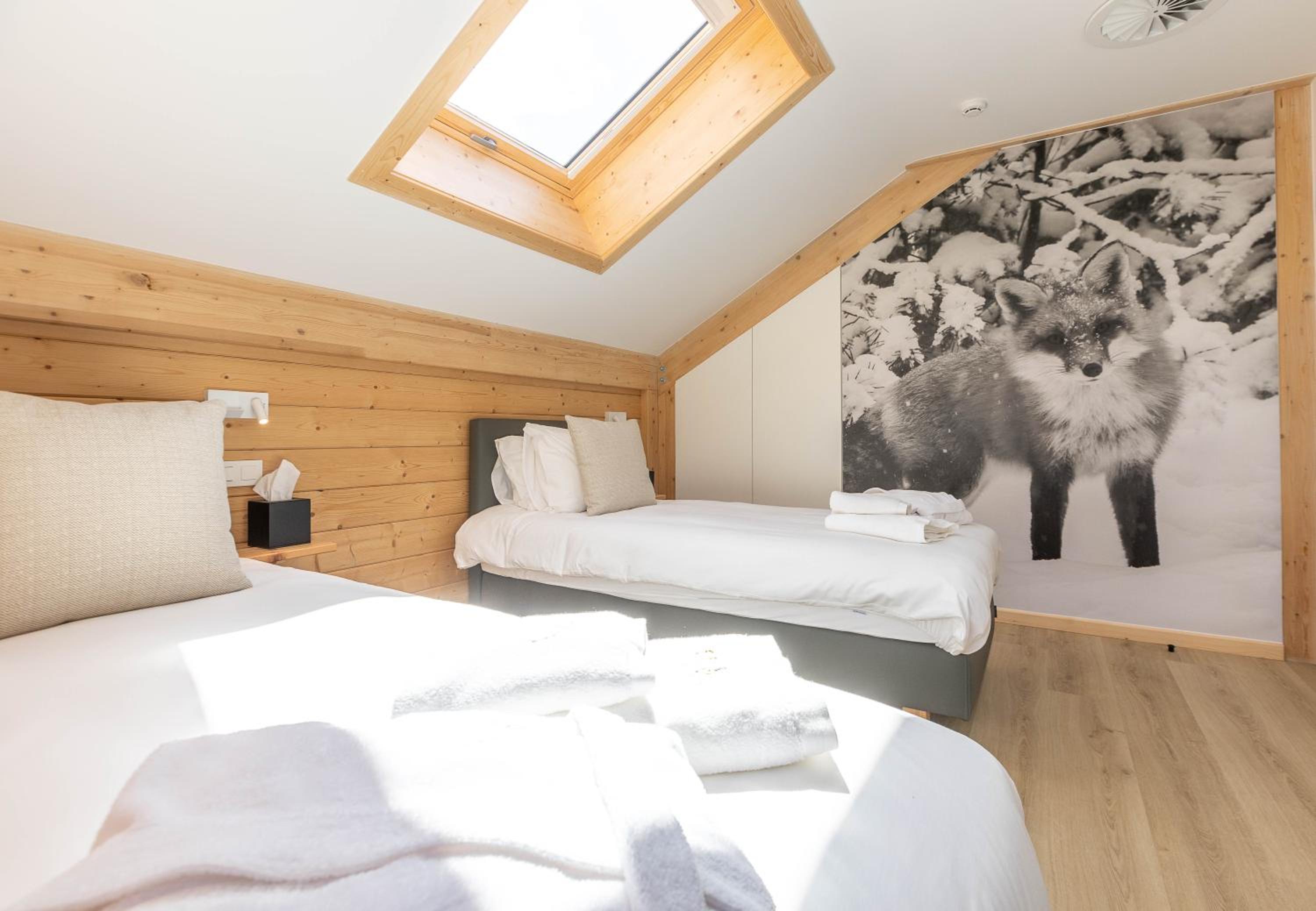 Villa Wood - Gîte de prestige en Ardennes - 10 personnes - Sauna, jacuzzi, piscine et billard