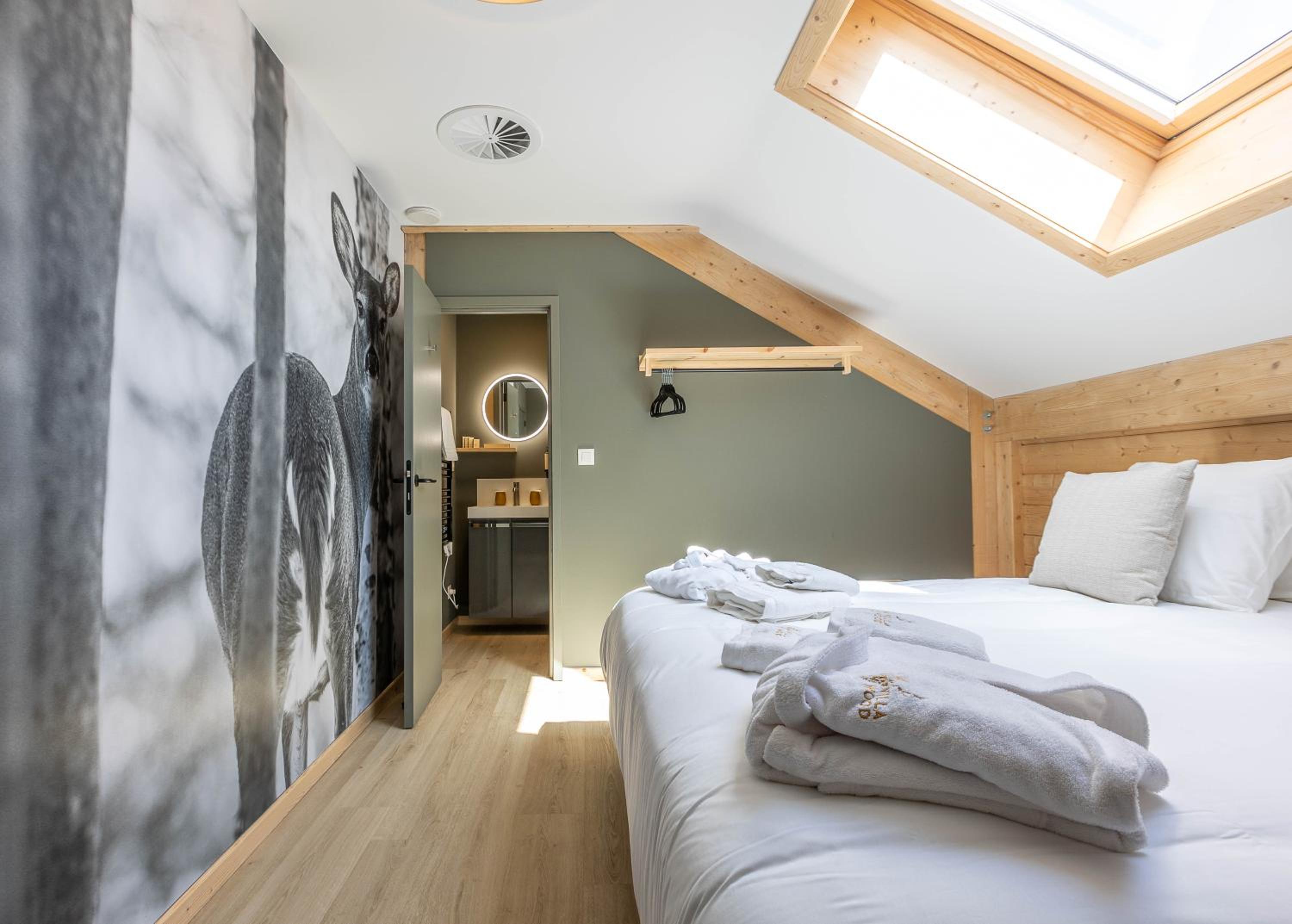 Villa Wood - Gîte de prestige en Ardennes - 10 personnes - Sauna, jacuzzi, piscine et billard