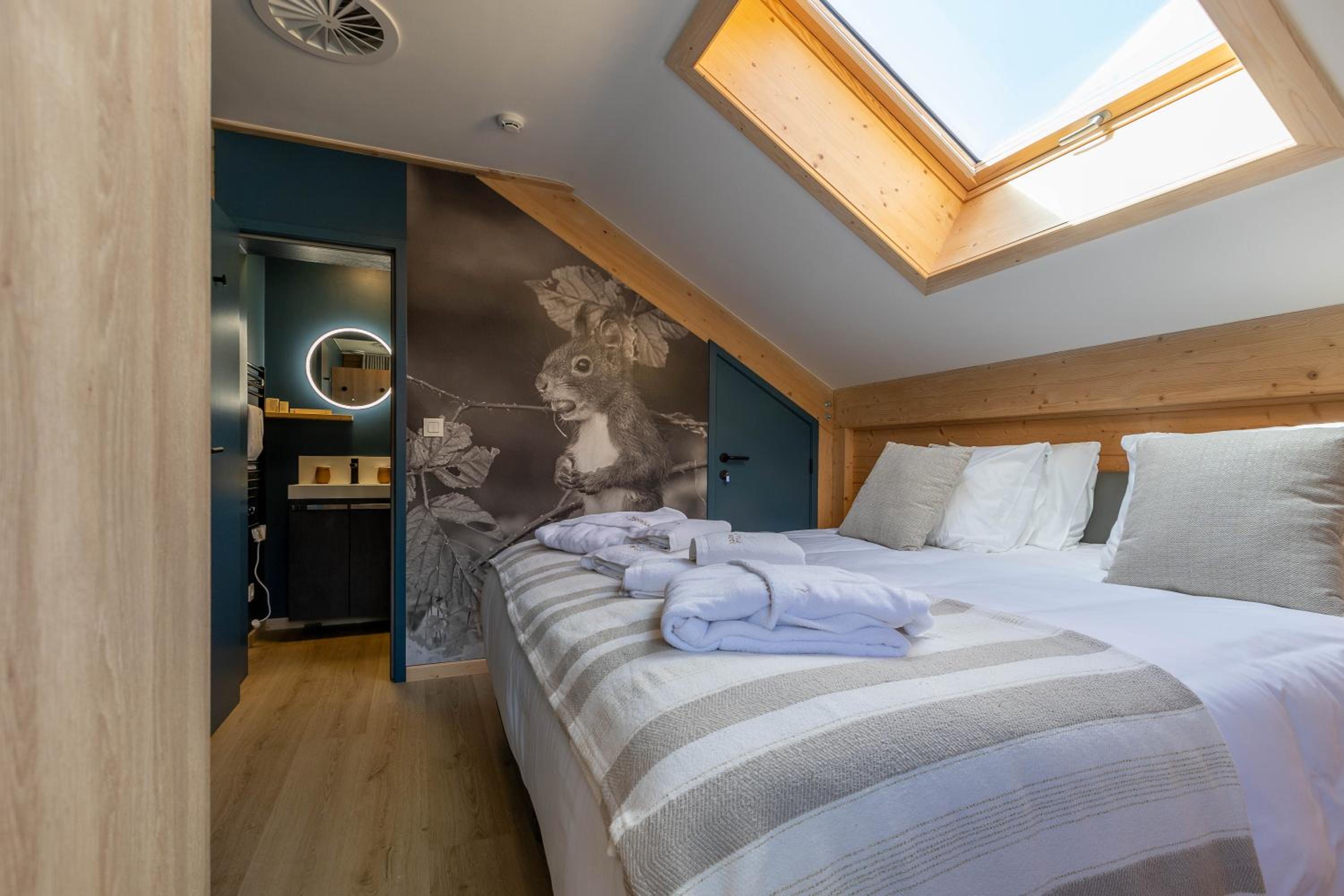 Villa Wood - Gîte de prestige en Ardennes - 10 personnes - Sauna, jacuzzi, piscine et billard