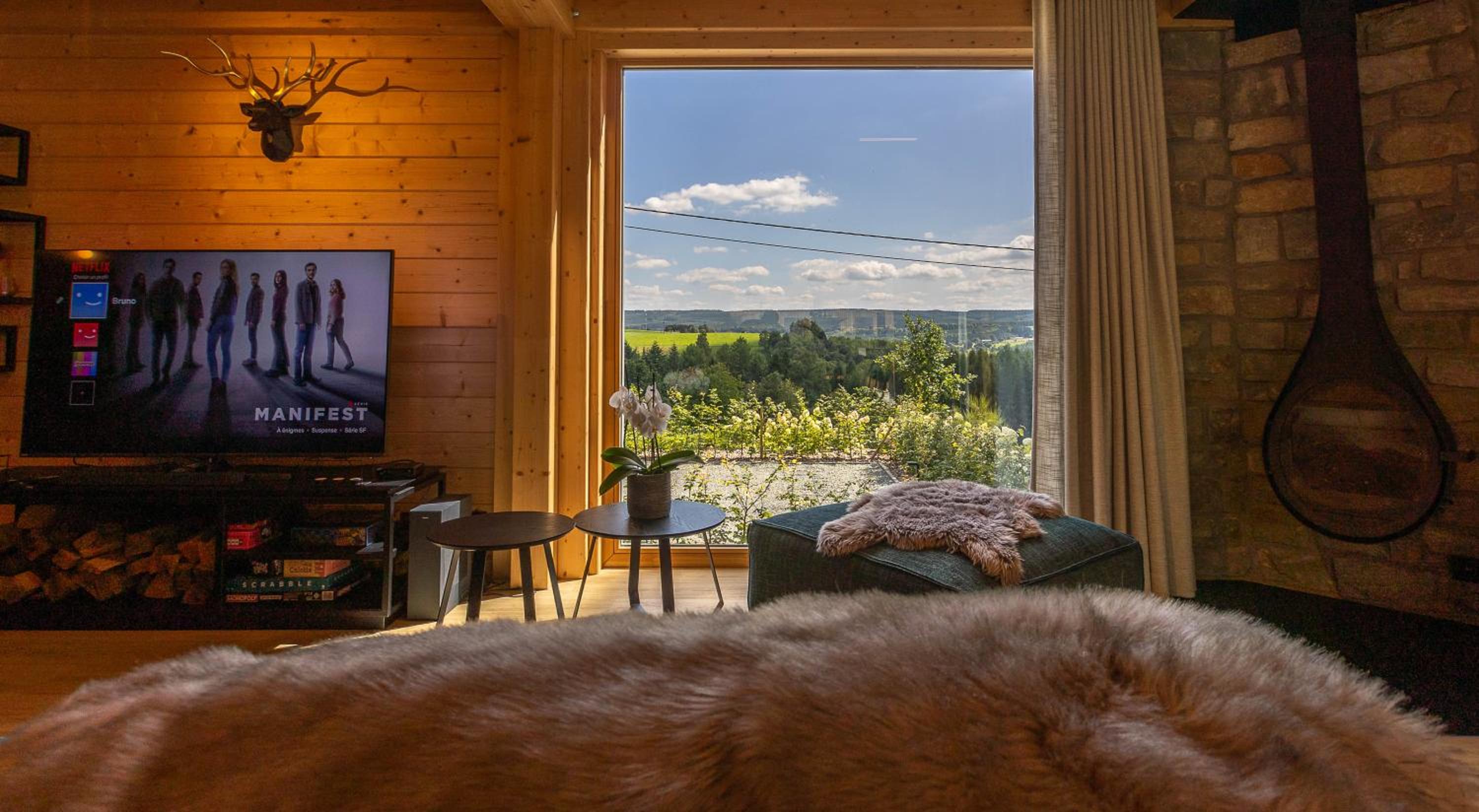 Villa Wood - Gîte de prestige en Ardennes - 10 personnes - Sauna, jacuzzi, piscine et billard