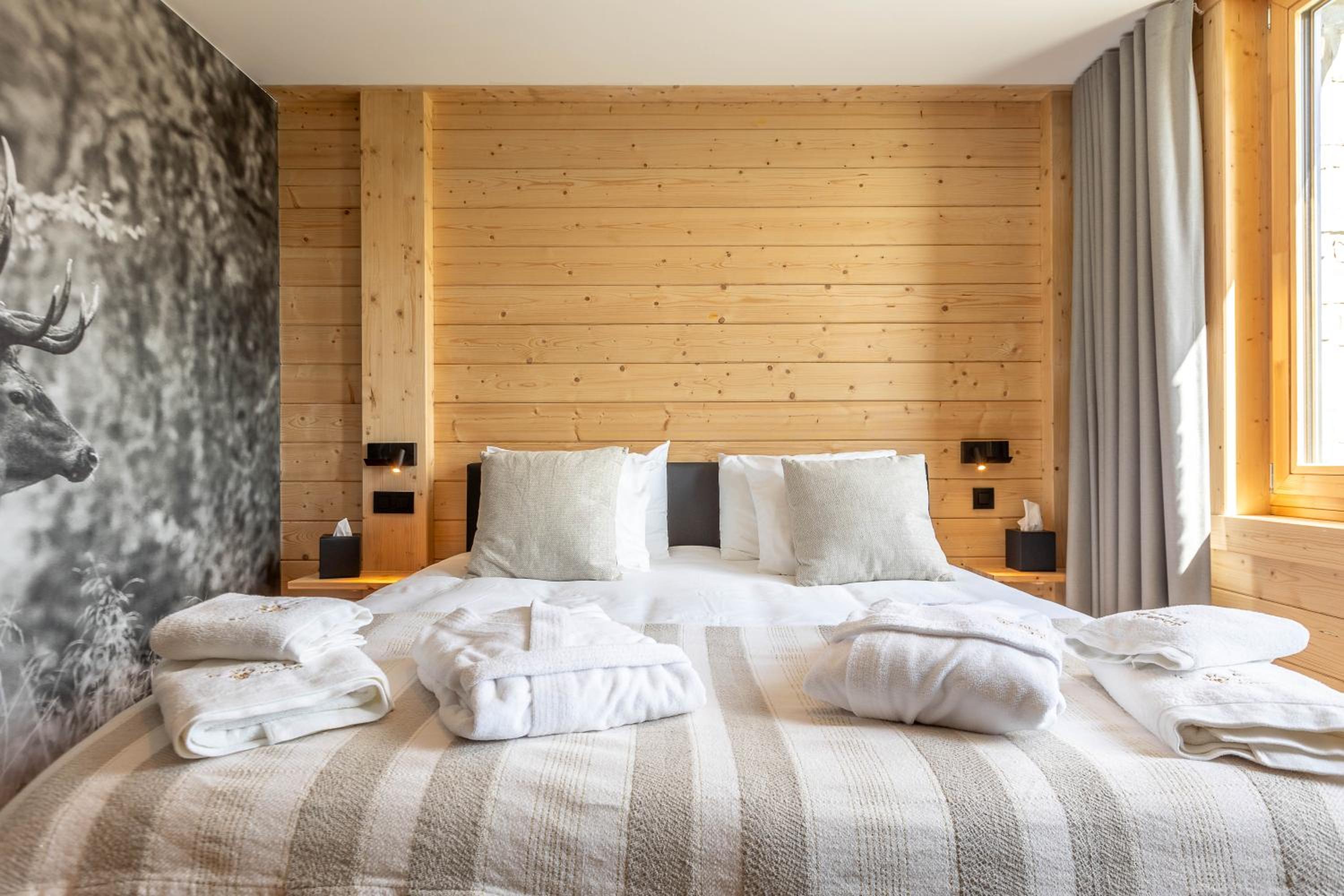 Villa Wood - Gîte de prestige en Ardennes - 10 personnes - Sauna, jacuzzi, piscine et billard