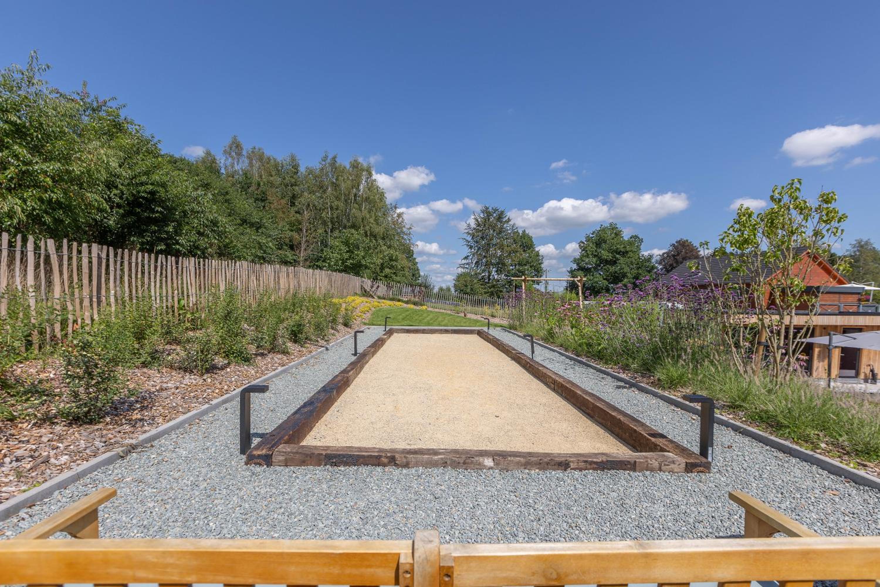 Villa Wood - Gîte de prestige en Ardennes - 10 personnes - Sauna, jacuzzi, piscine et billard