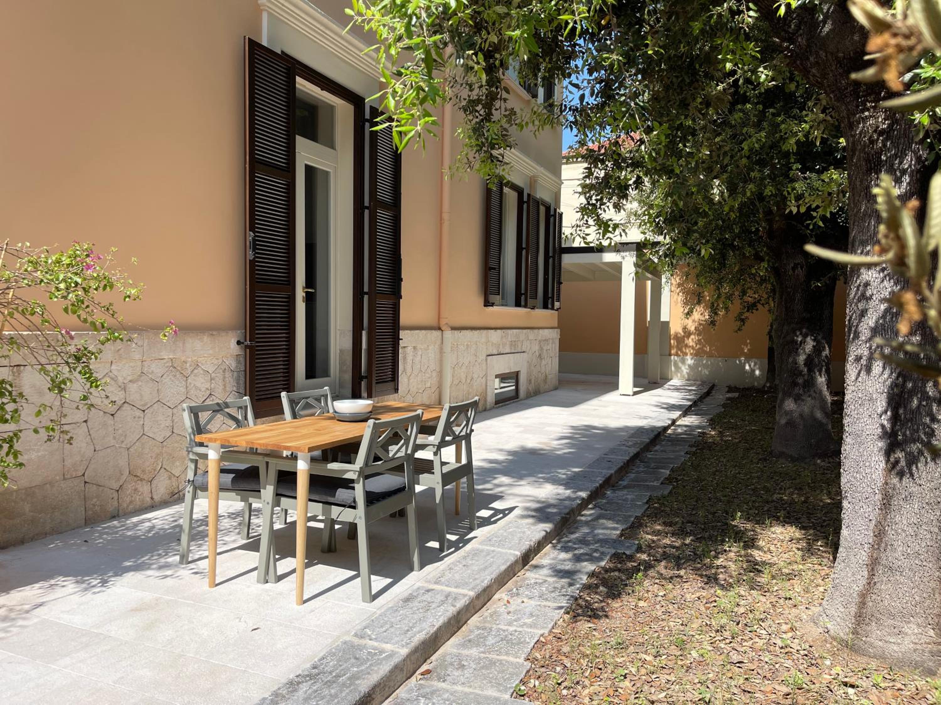 Palazzo Pitagora