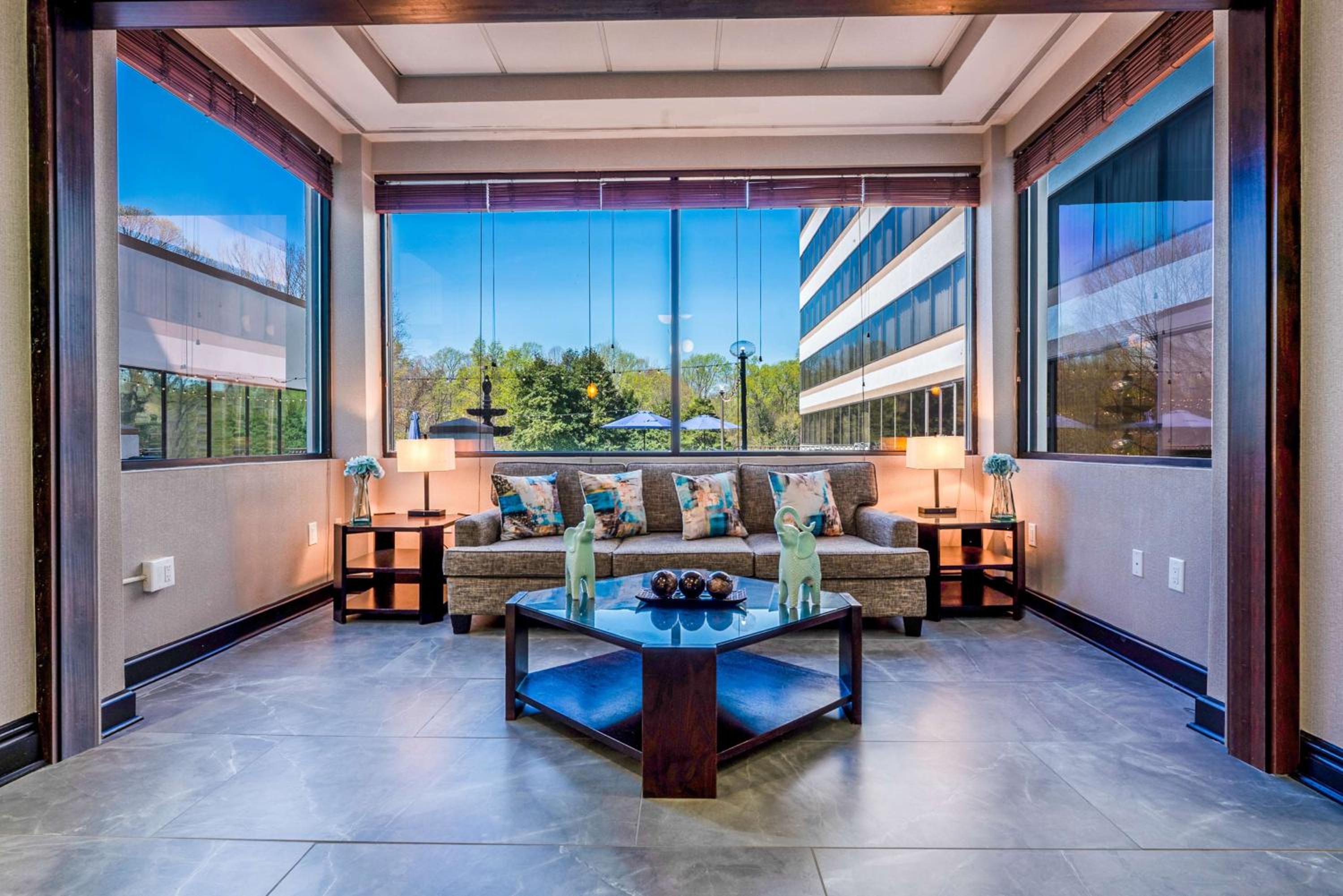 Charlotte Vacations - DoubleTree by Hilton South Charlotte Tyvola - Property Image 1