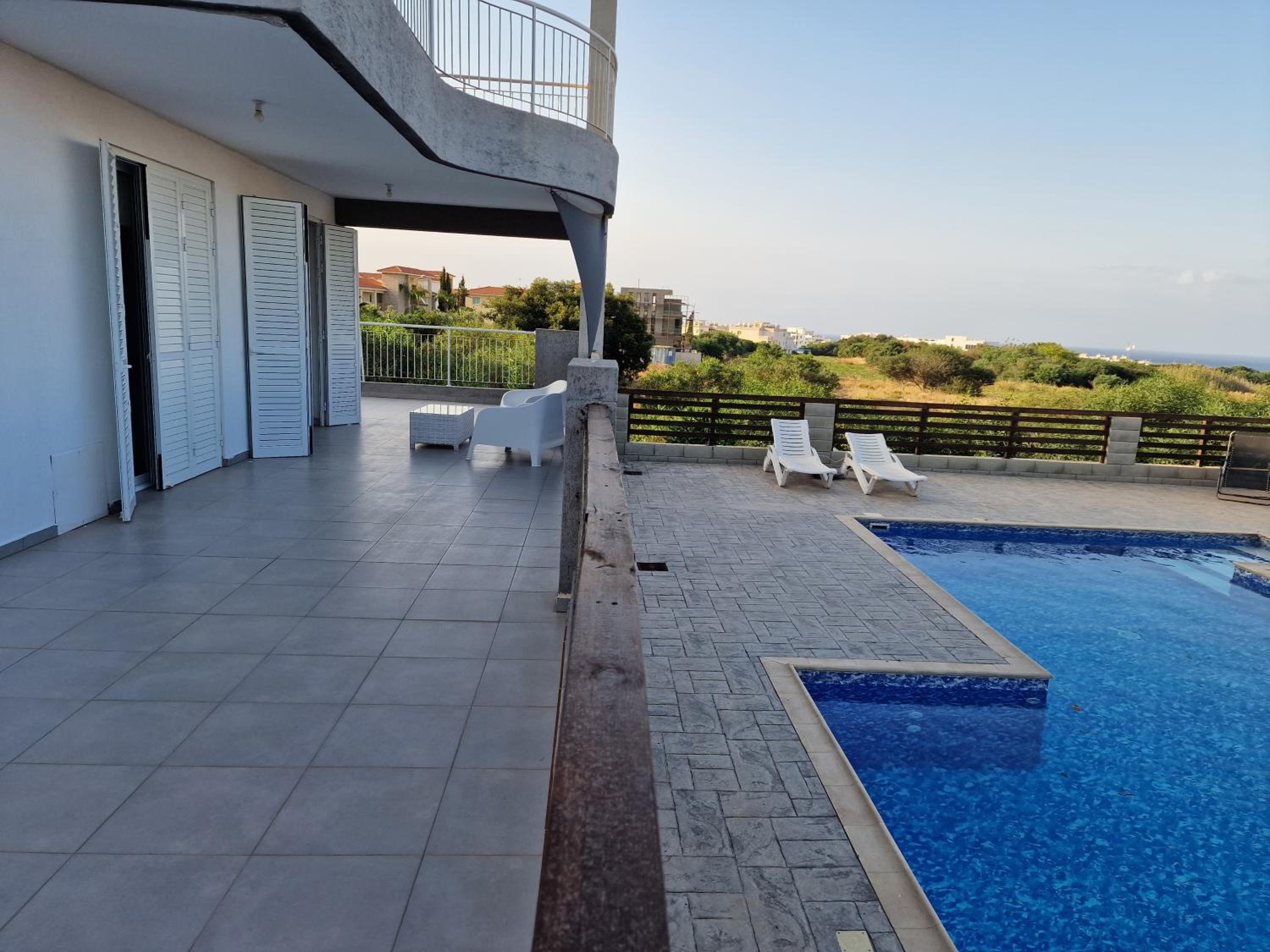Kalifi Pool Apartment