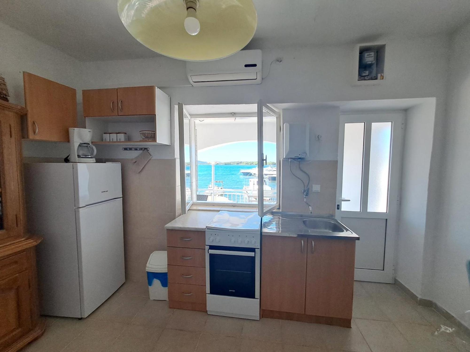 House Lucija with berth in Murter view 5