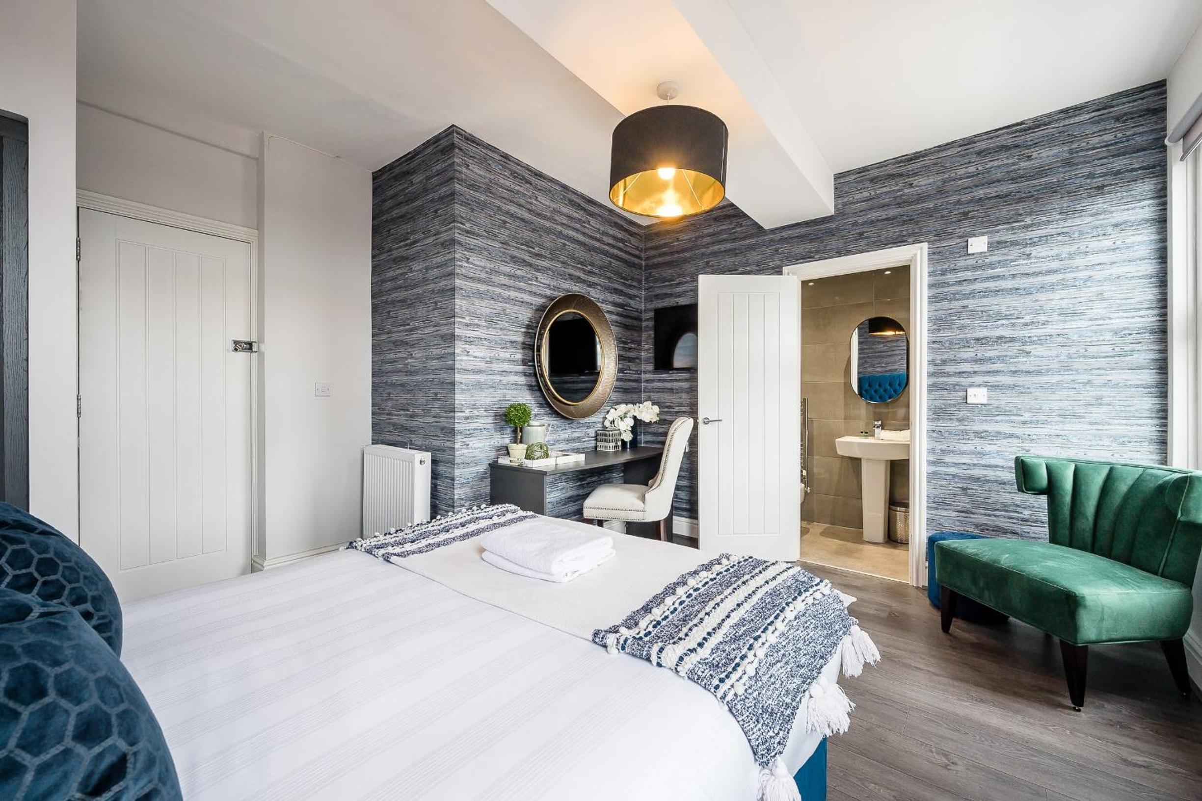 Host & Stay - The Kensington Townhouse view 2