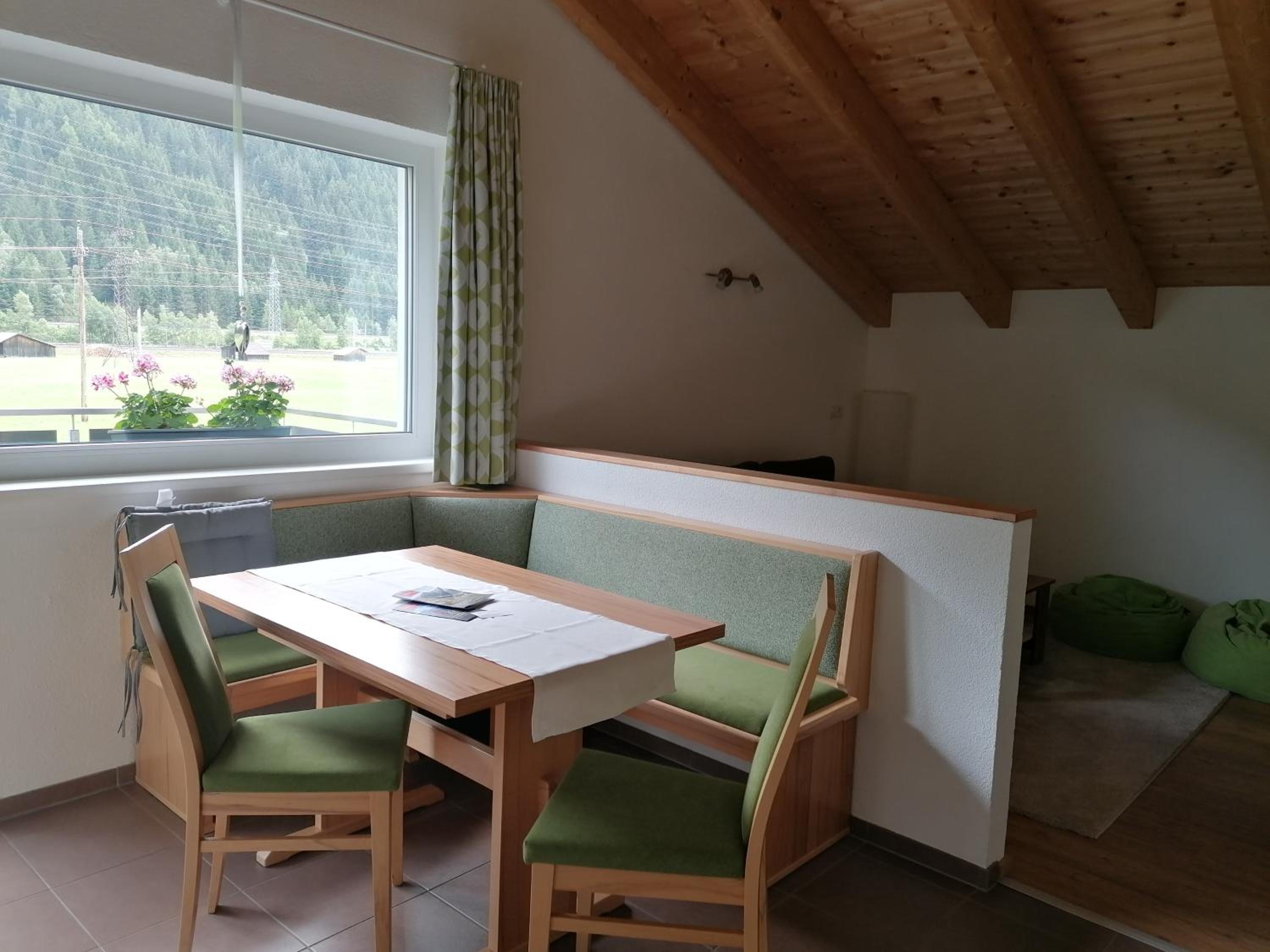 Apart Stella Alpina view 2