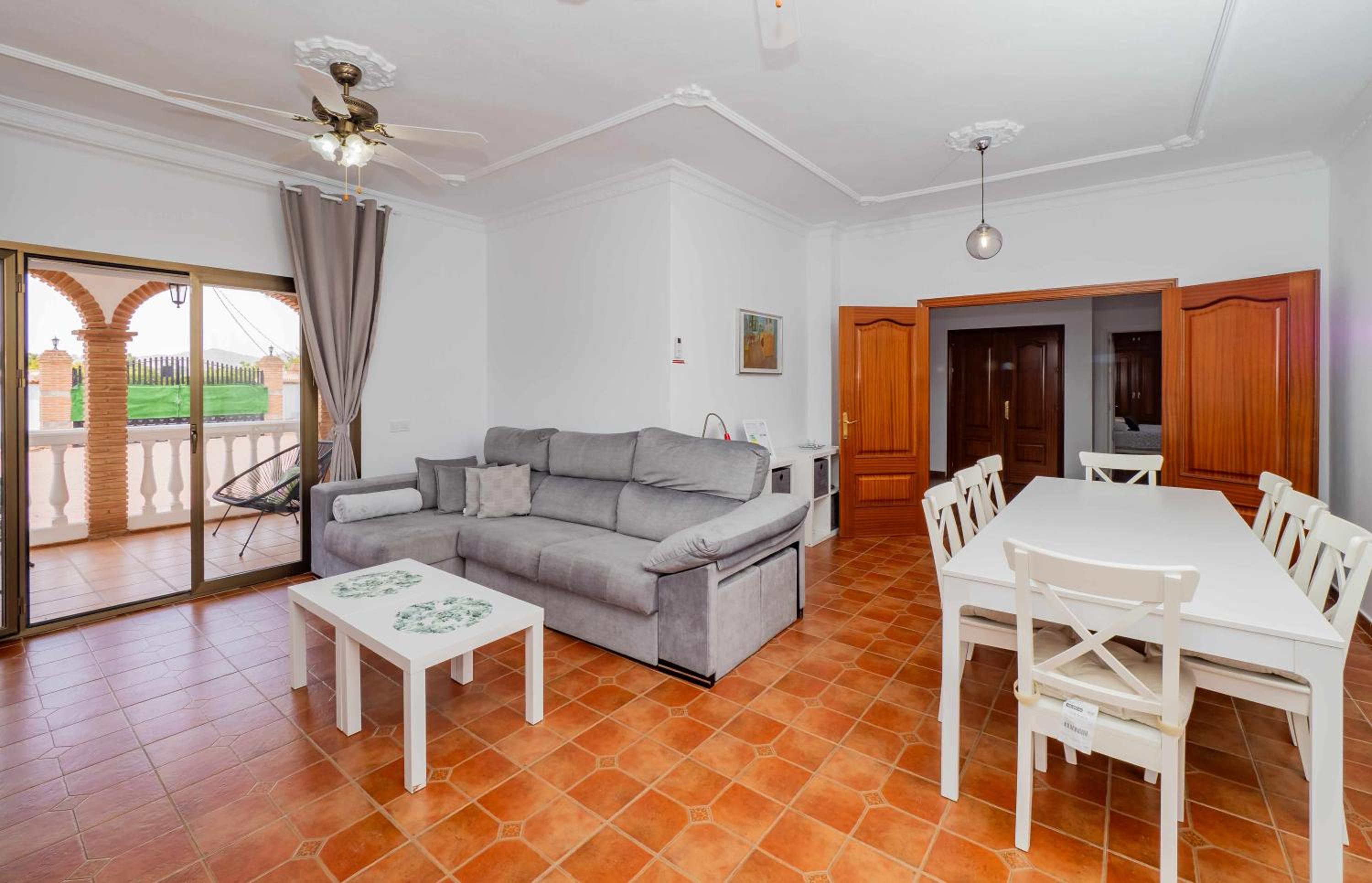 Villa Blanca Málaga - Private Villa - Heated Pool