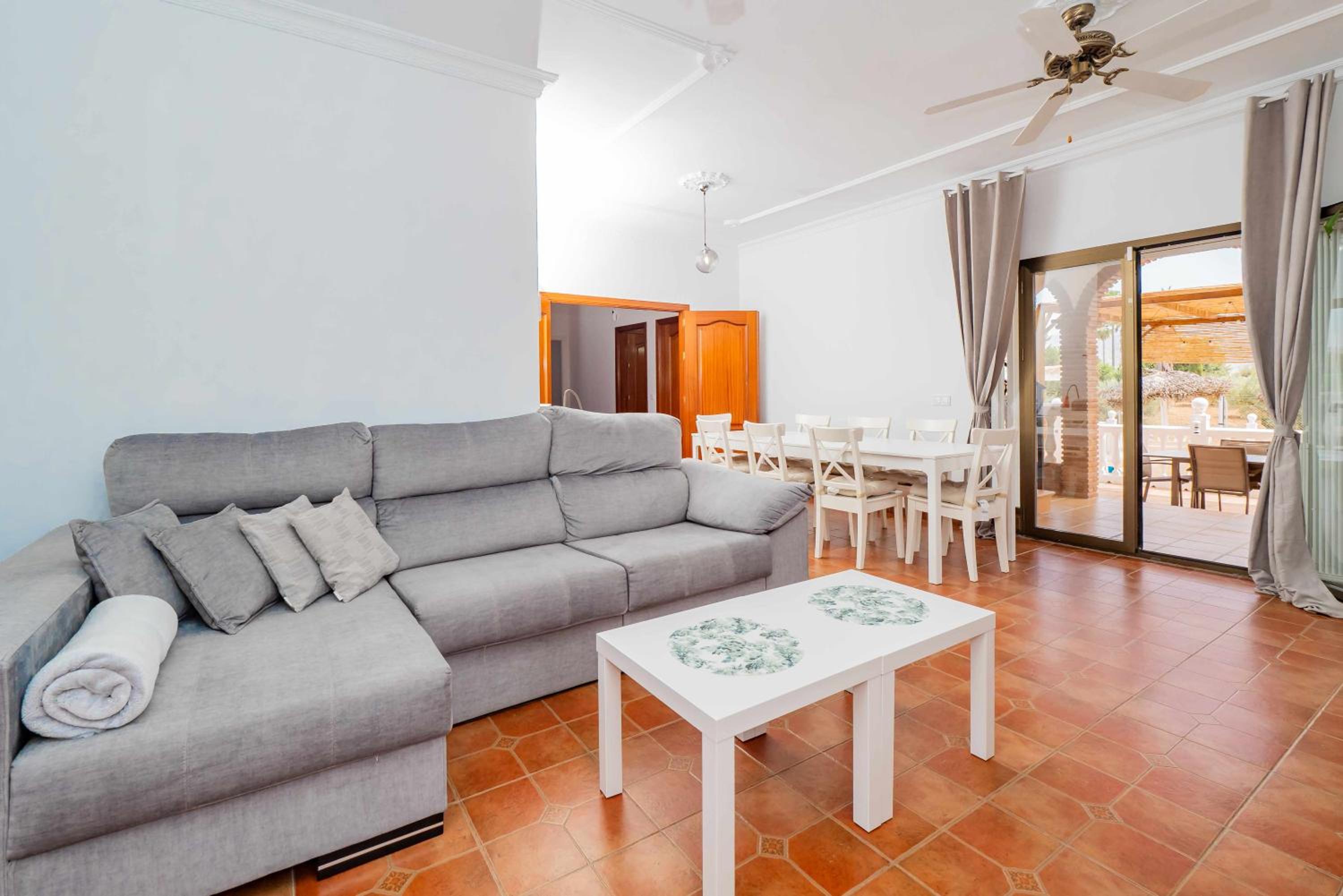Villa Blanca Málaga - Private Villa - Heated Pool