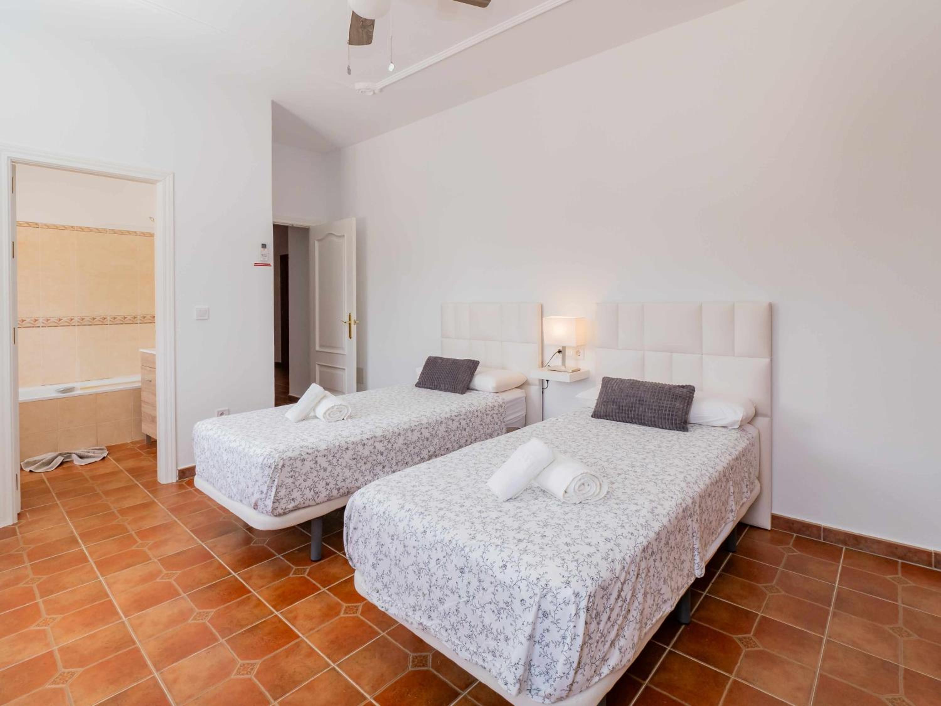 Villa Blanca Málaga - Private Villa - Heated Pool