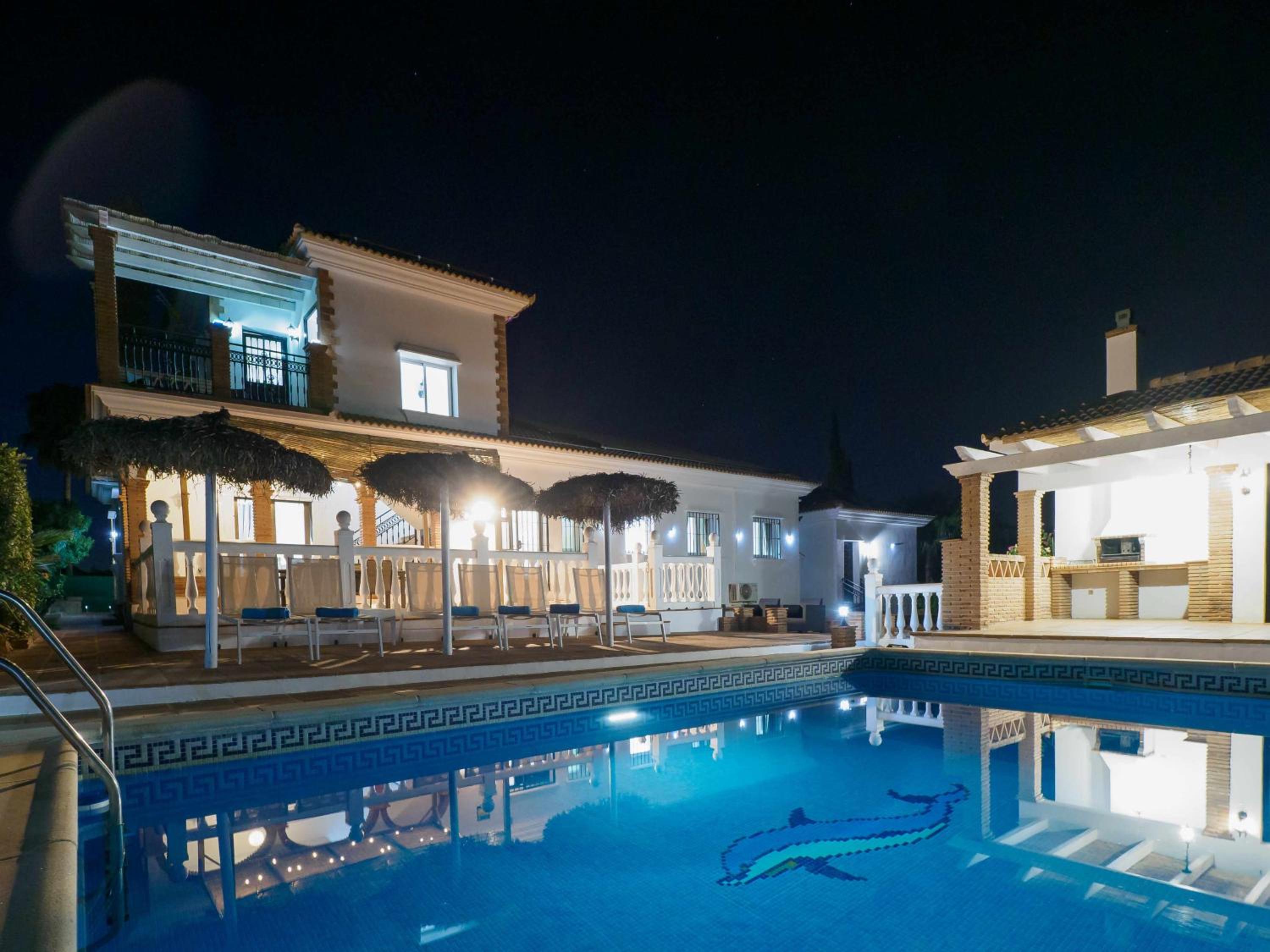 Villa Blanca Málaga - Private Villa - Heated Pool