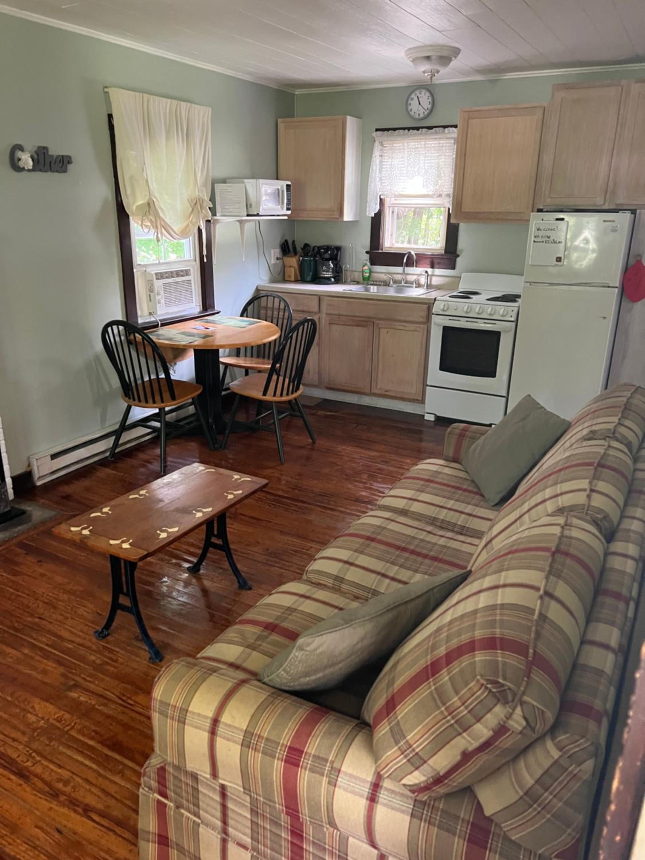 Echo Valley Cottages
