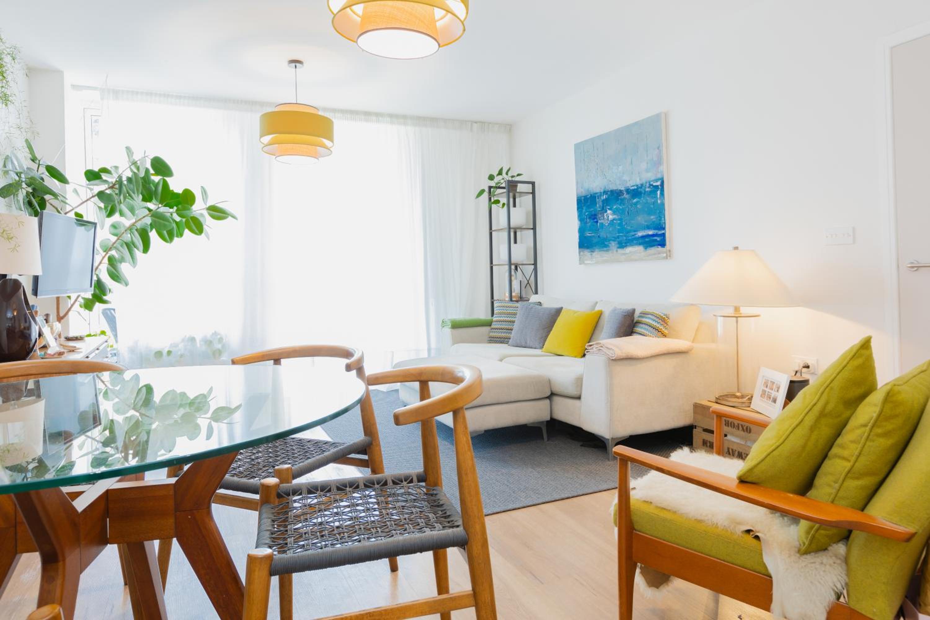 Modern 1 BR Flat wBalcony near Canary Wharf