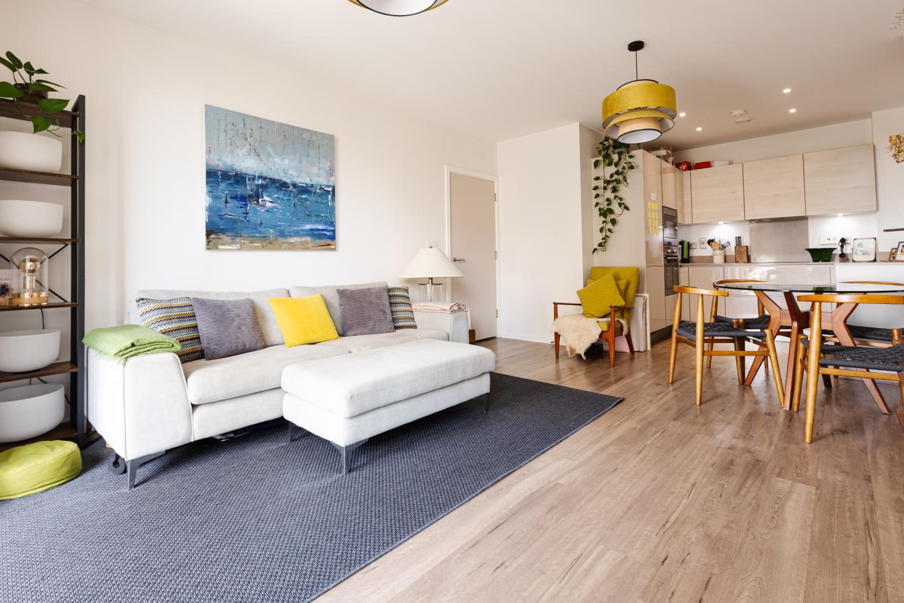 Modern 1 BR Flat wBalcony near Canary Wharf