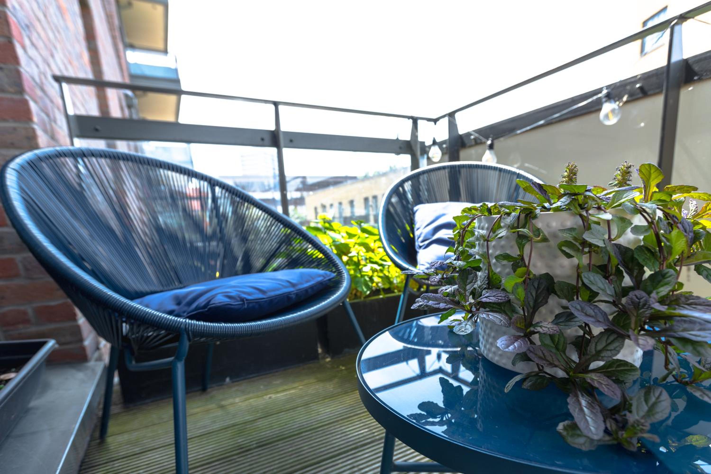 Modern 1 BR Flat wBalcony near Canary Wharf