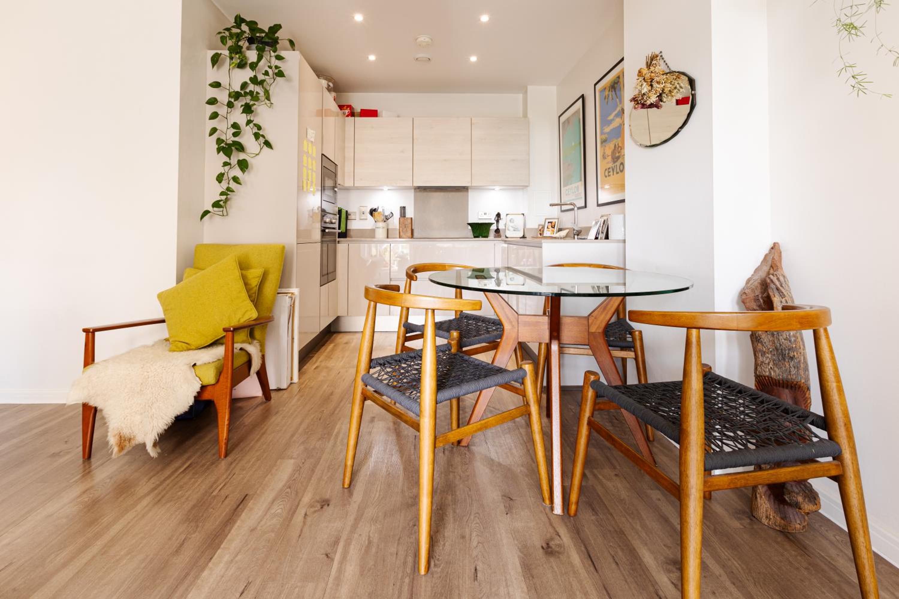 Modern 1 BR Flat wBalcony near Canary Wharf