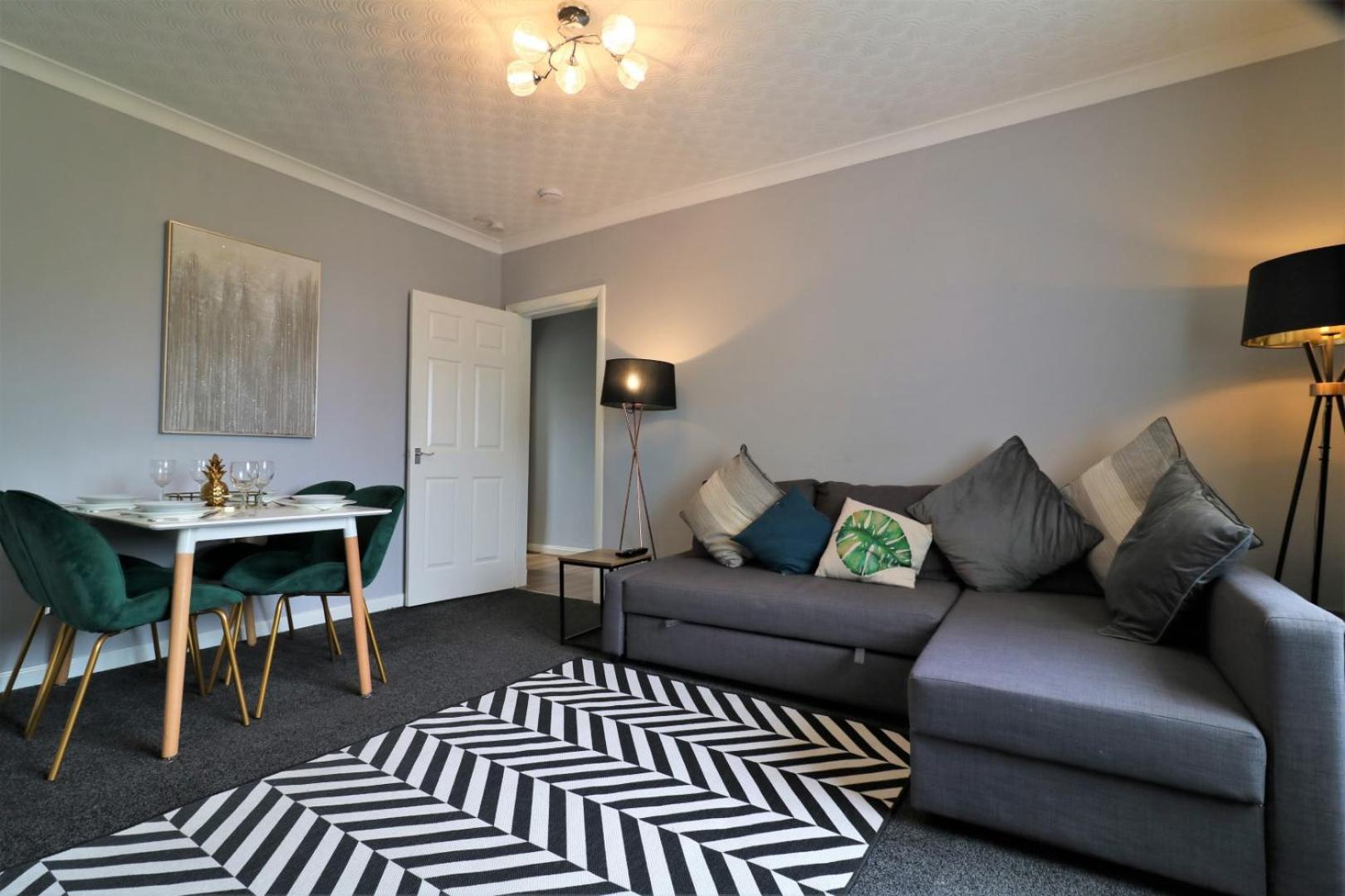 Signature - Carfin House, photo 24