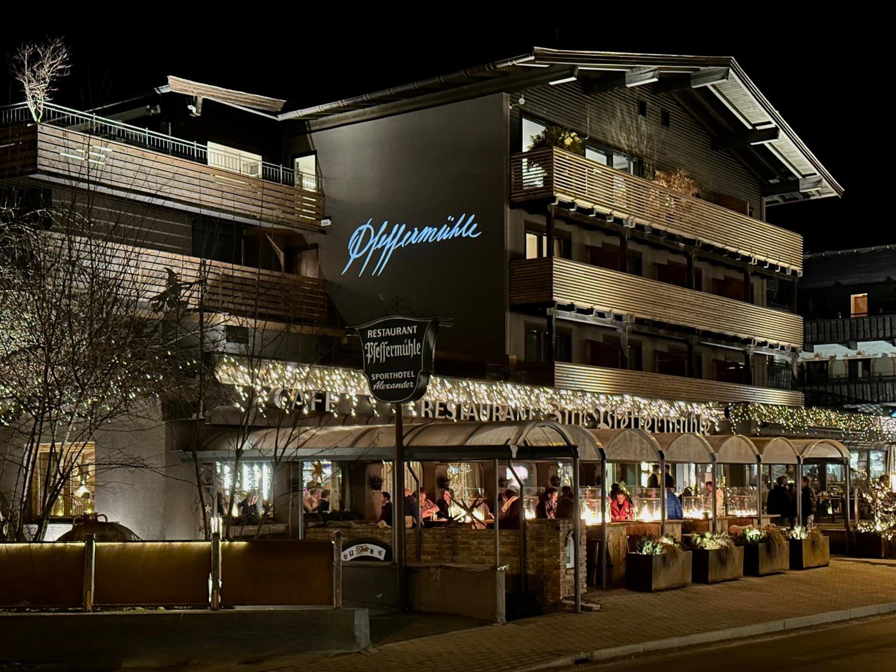 Hotel Alexander - Image 1