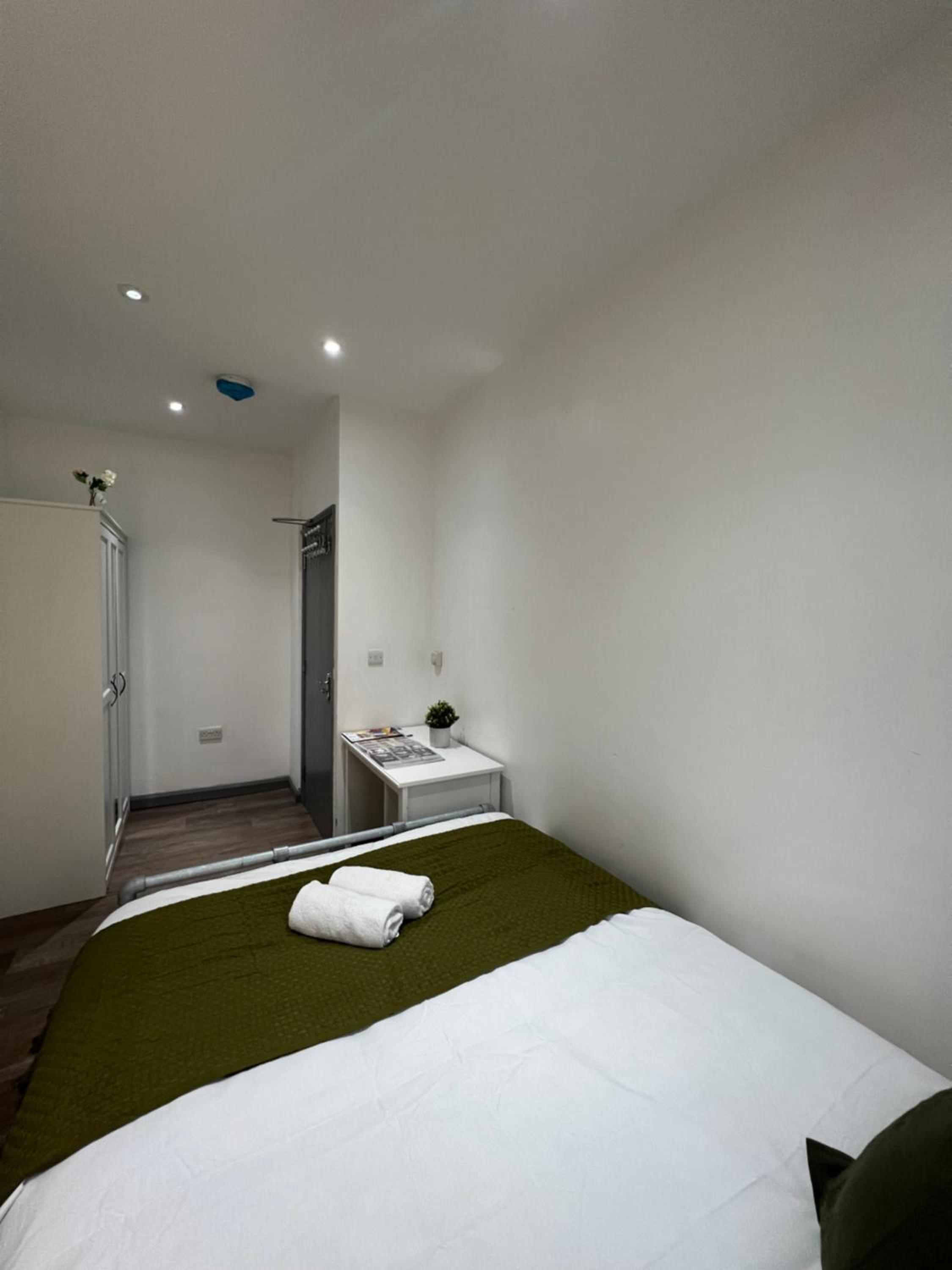 3 Bedroom Flat in King’s Cross, St Pancras’s. 2 minutes to Euston.