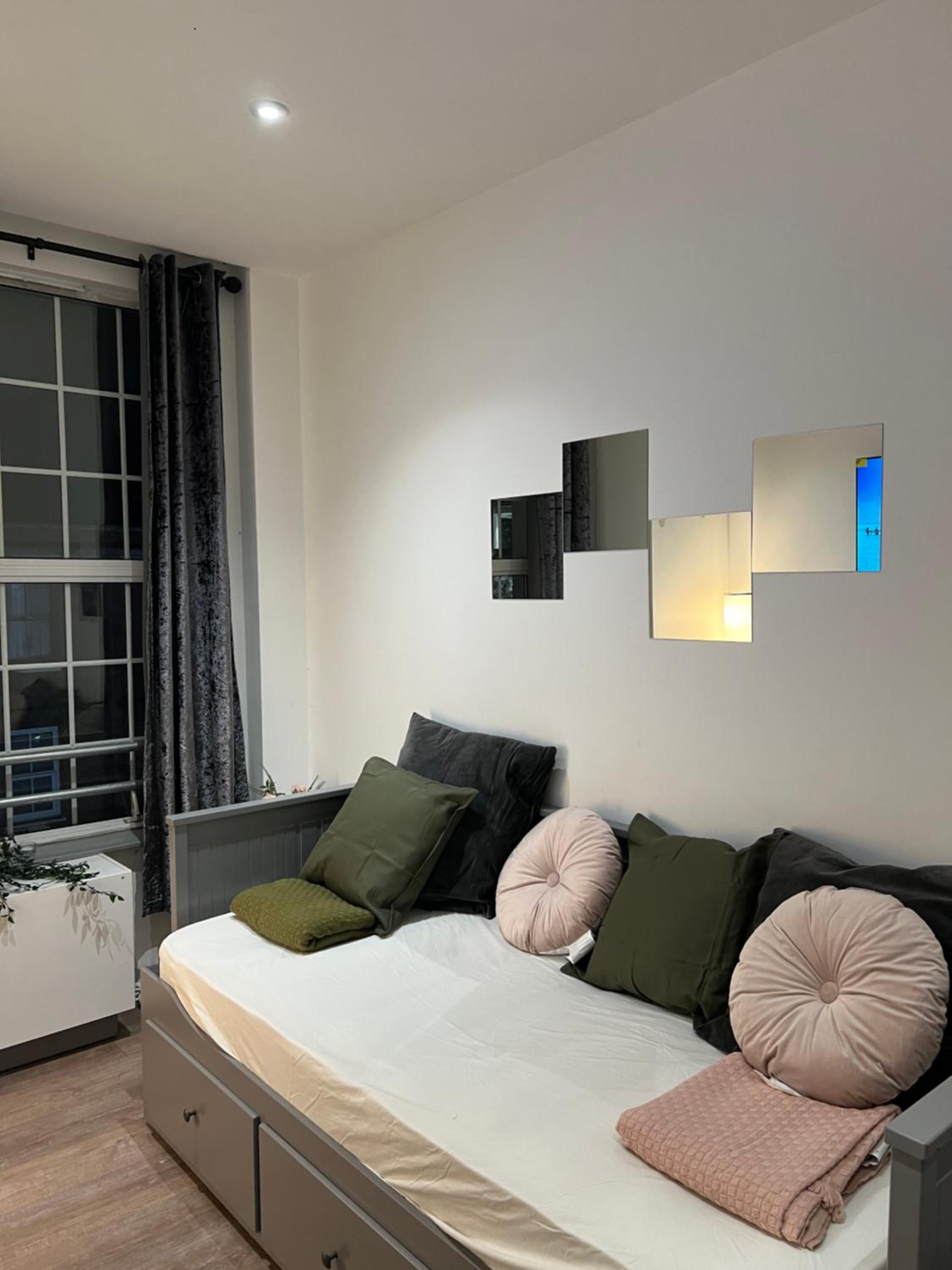 3 Bedroom Flat in King’s Cross, St Pancras’s. 2 minutes to Euston.