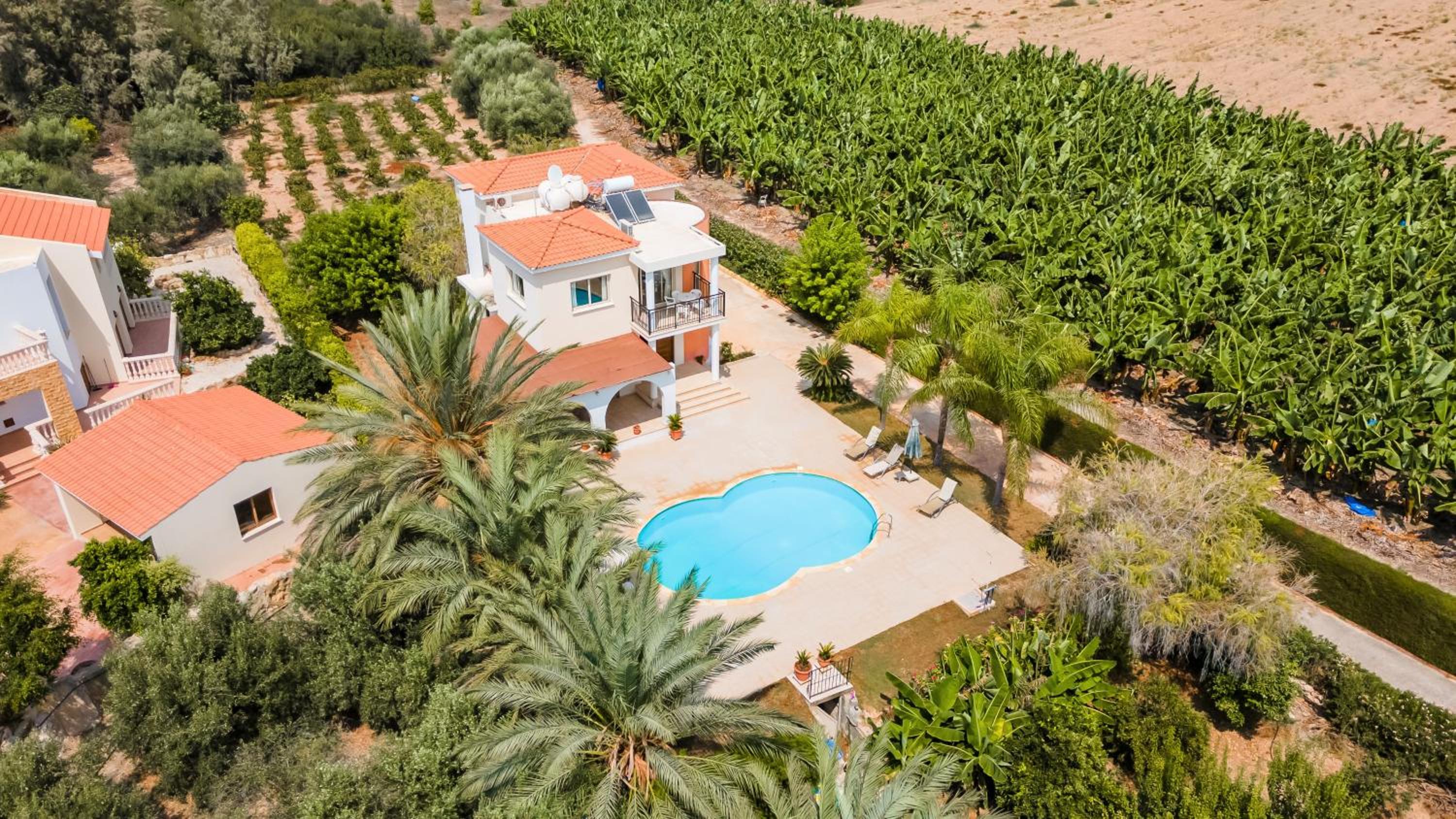 Villa Arkadia by Ezoria Villas