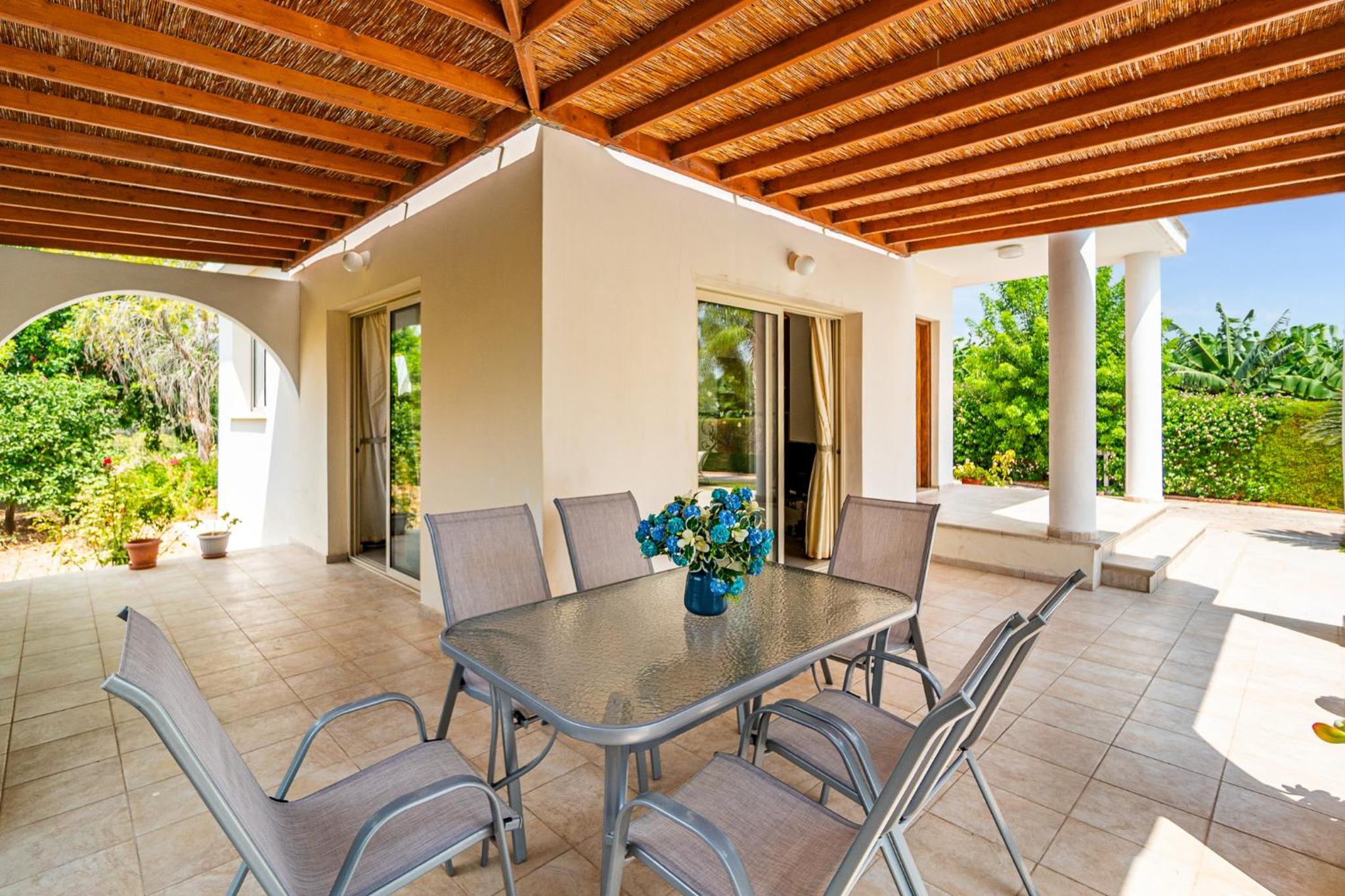 Villa Arkadia by Ezoria Villas