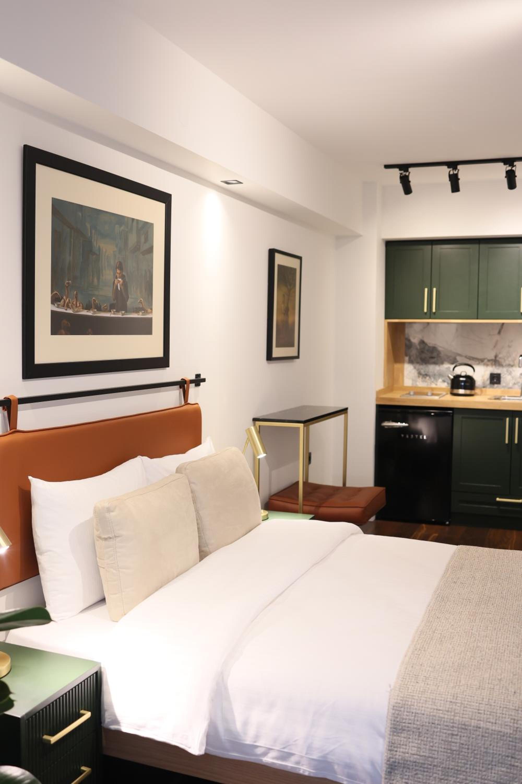 CLK Suites Hotel