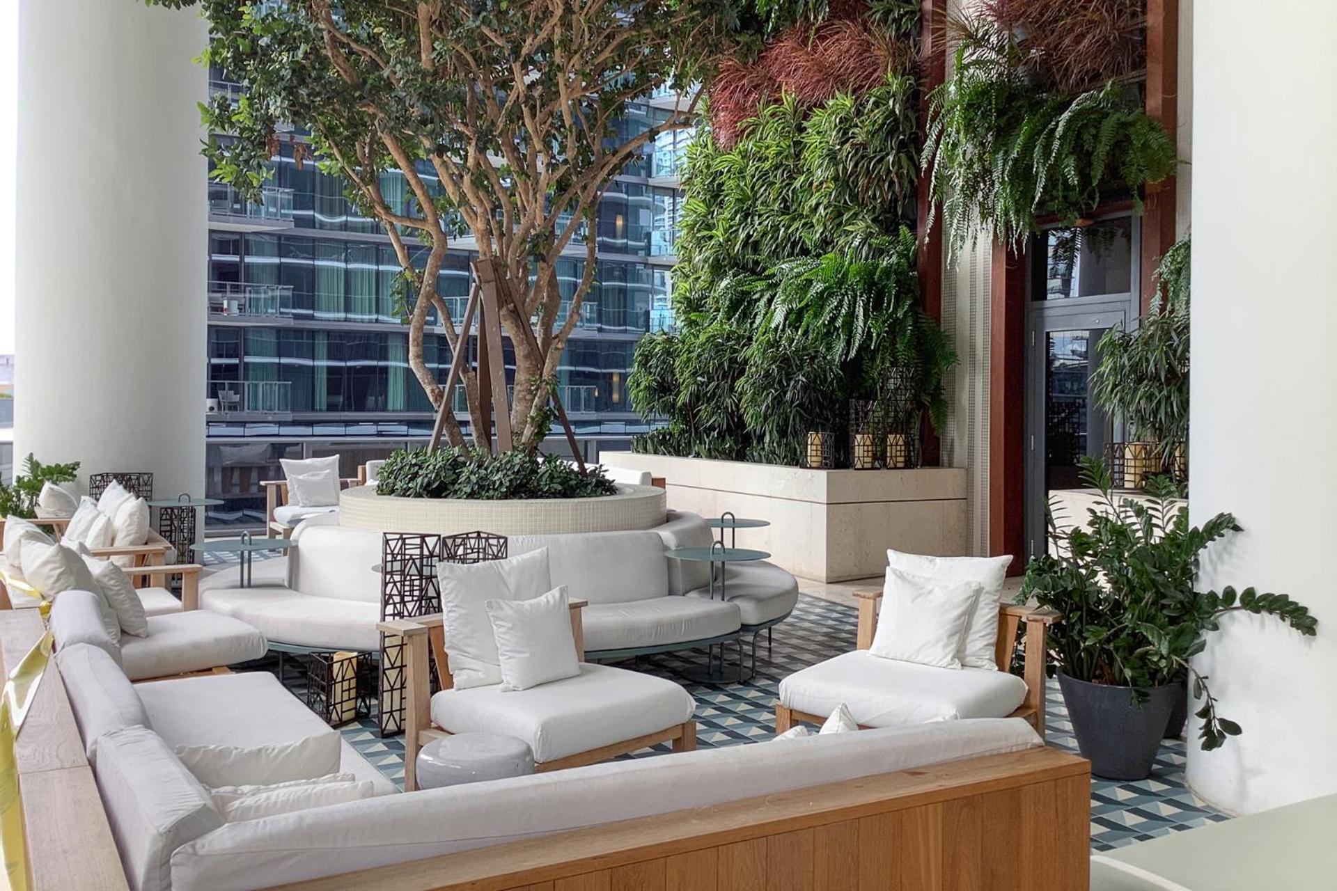 lounge