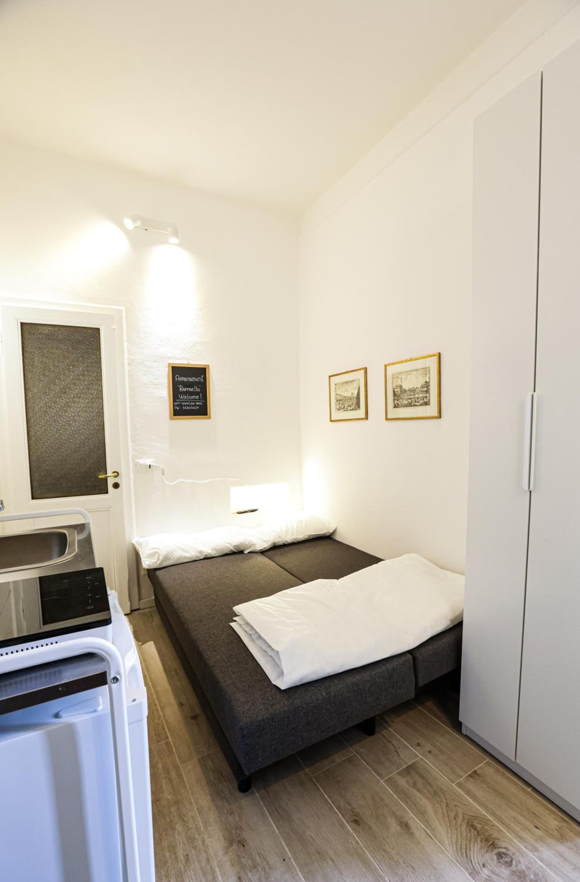 Raffaello studio flat