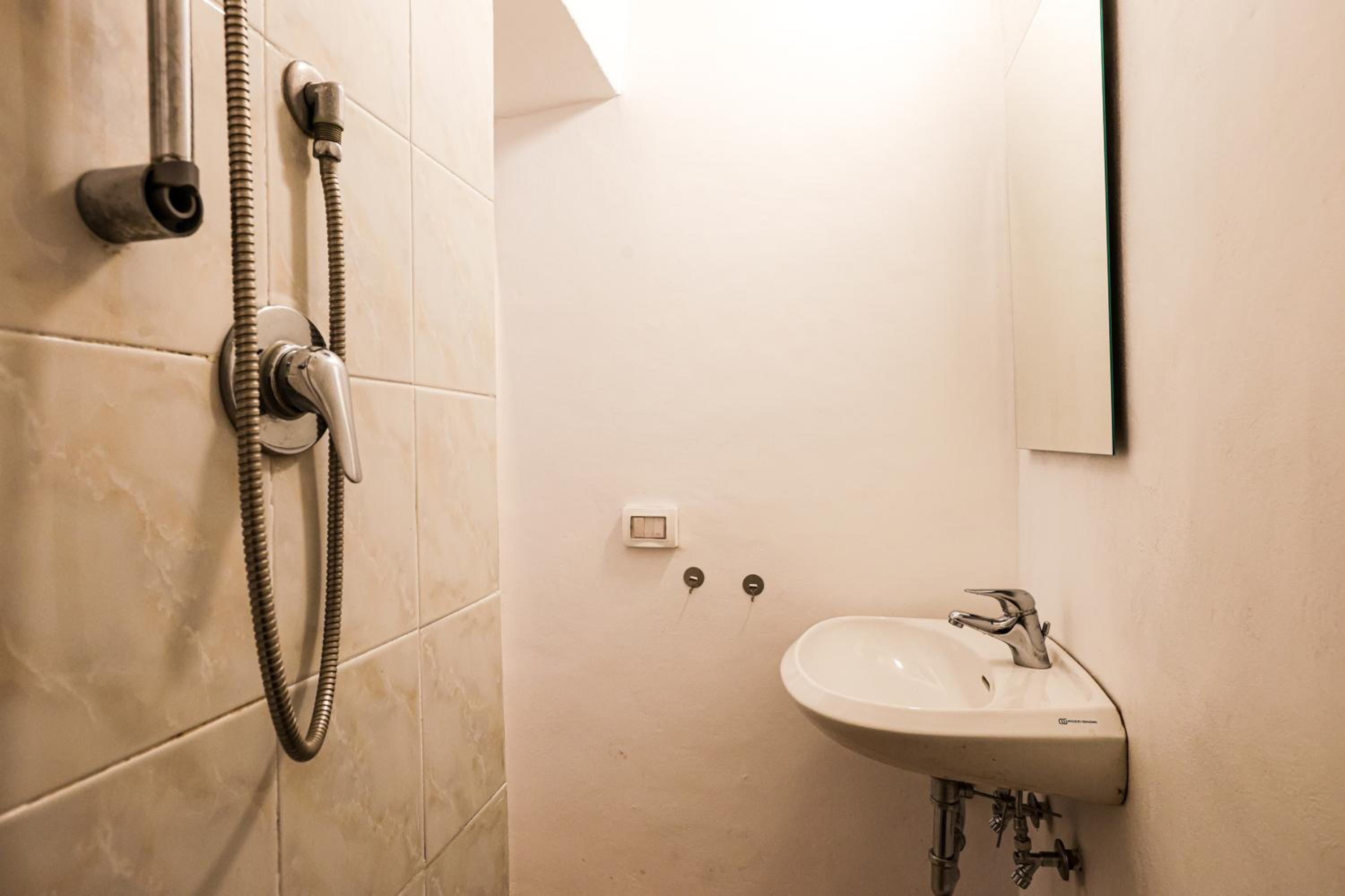 Raffaello studio flat