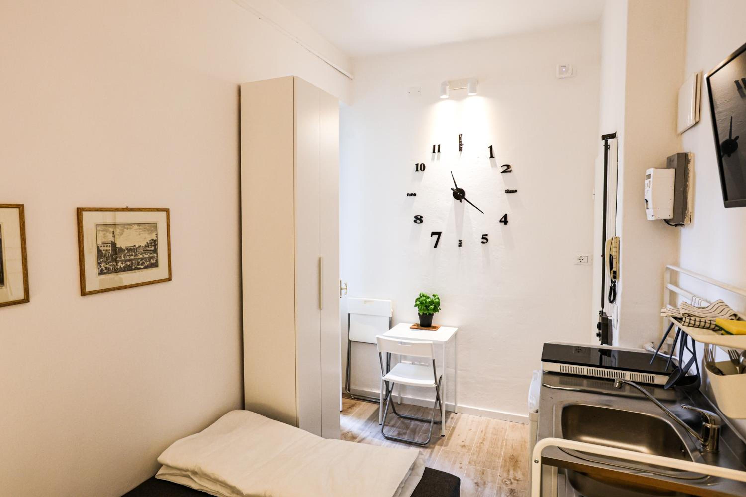 Raffaello studio flat