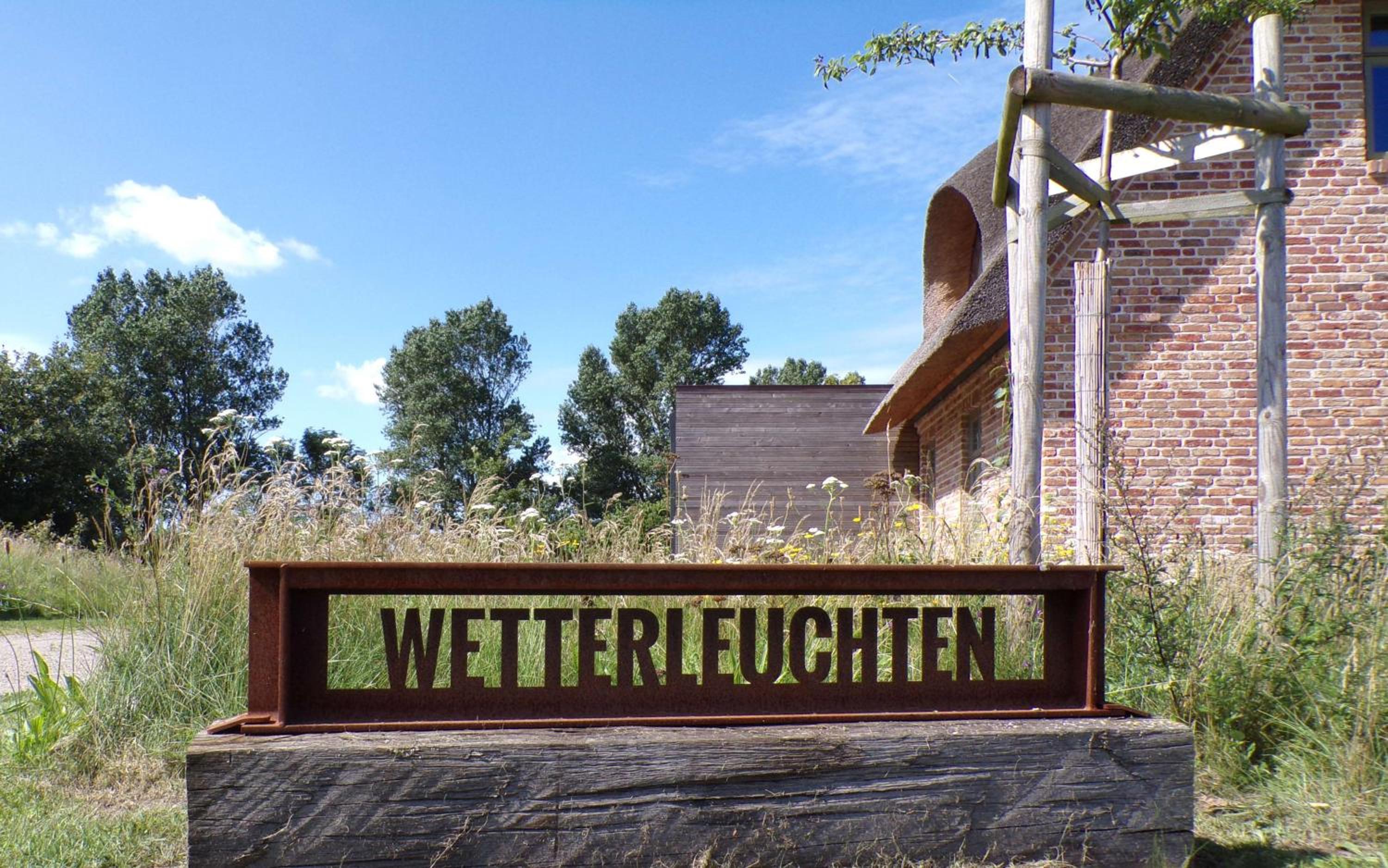 Reetdorf Geltinger Birk Künstlerkate Wetterleuchten