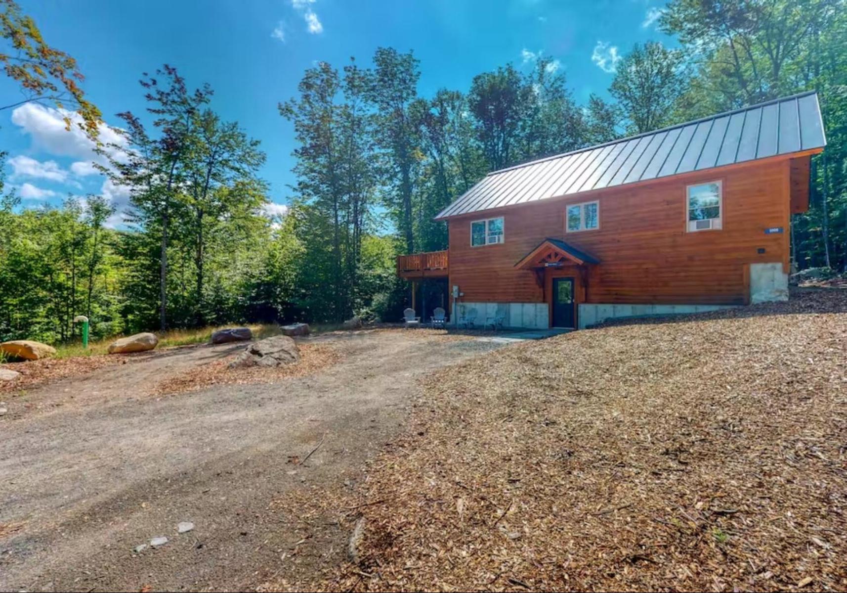 Hotel Kingslanding Cabin