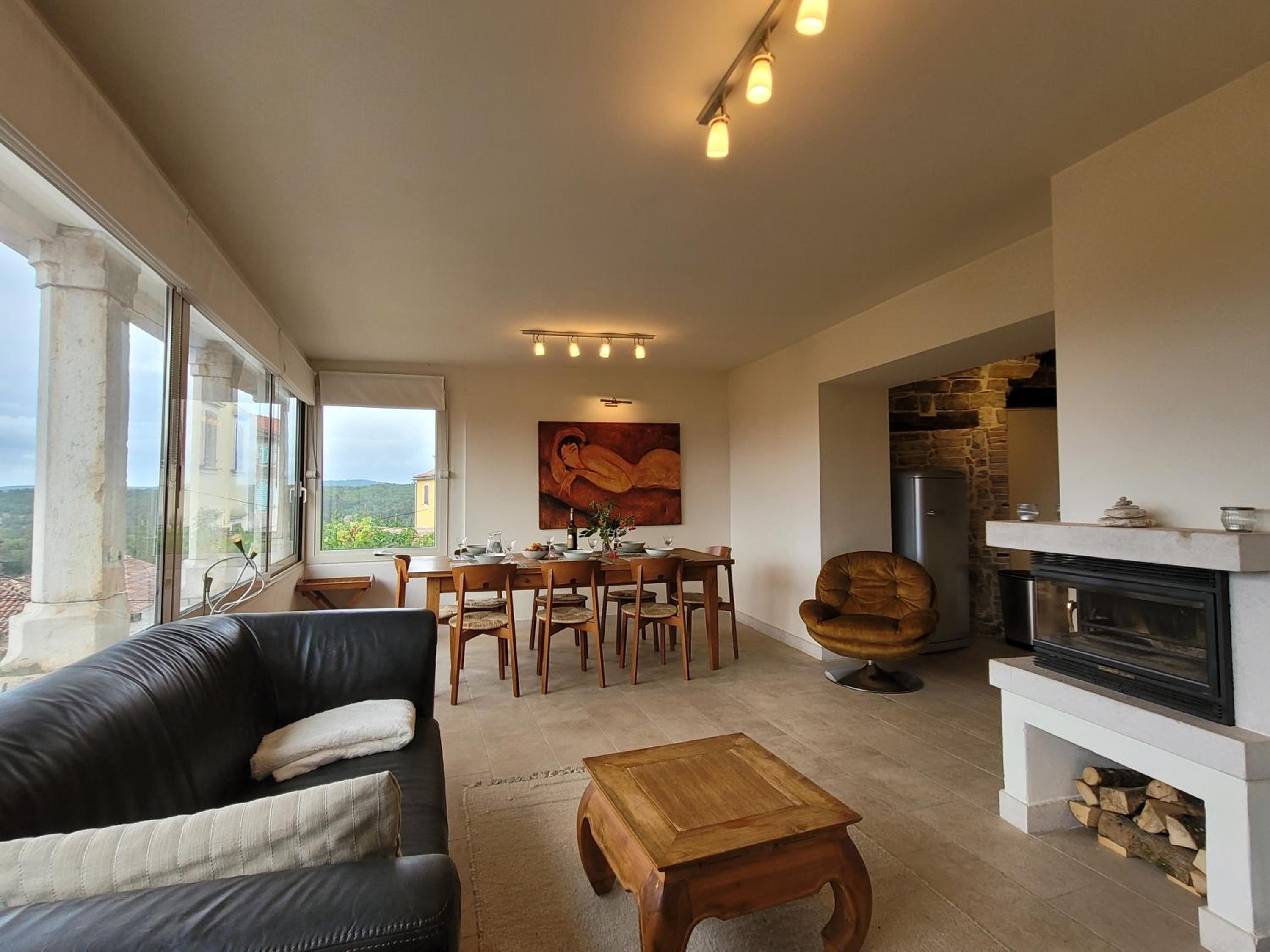 Casa Acqua Dolce - House with 4 Bedrooms and Own Spa view 2