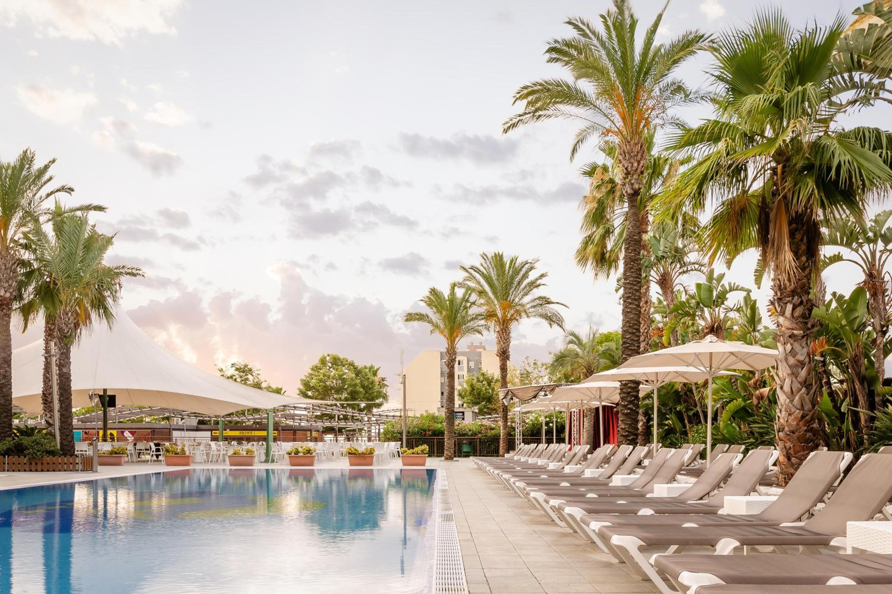 Santa Susanna Vacations - ALEGRIA Caprici Verd - Property Image 1