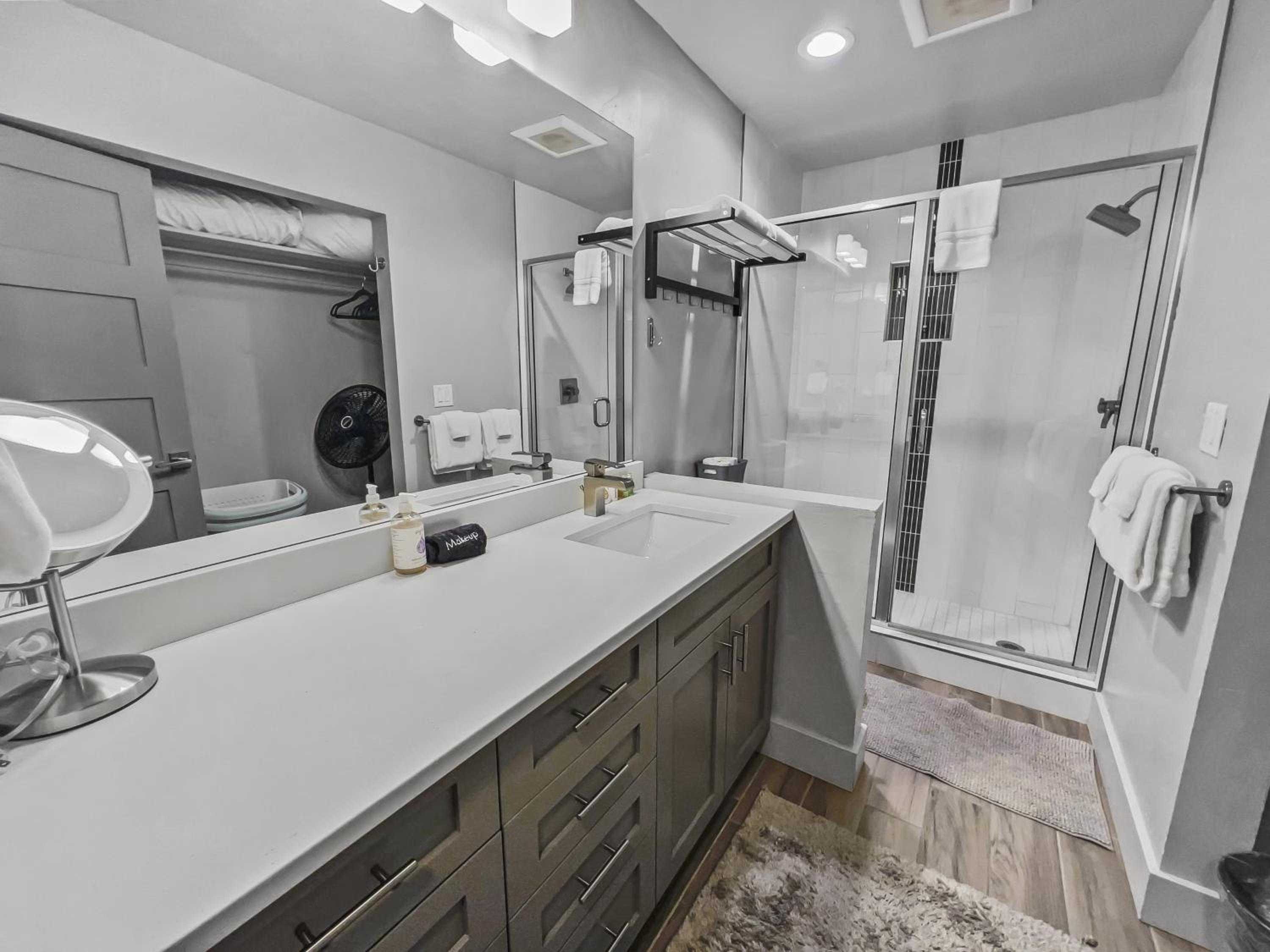 Hidden Haven at Apache Trail! townhouse
