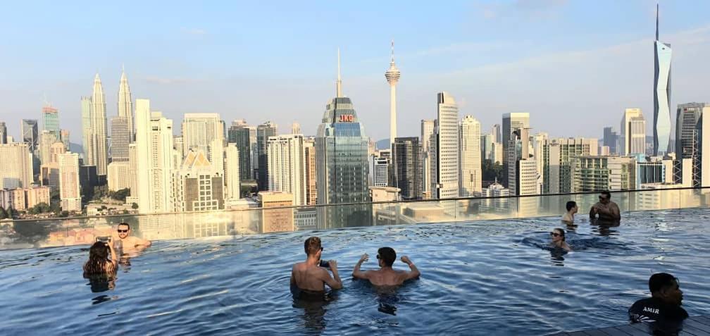 Regalia Luxury Suites KLCC - by Cozy Stay