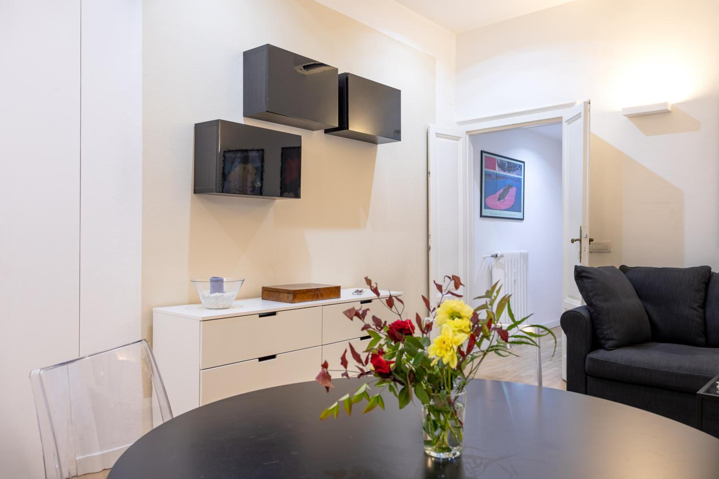 CO99 - Modern two bedrooms apartment in Castello Cova