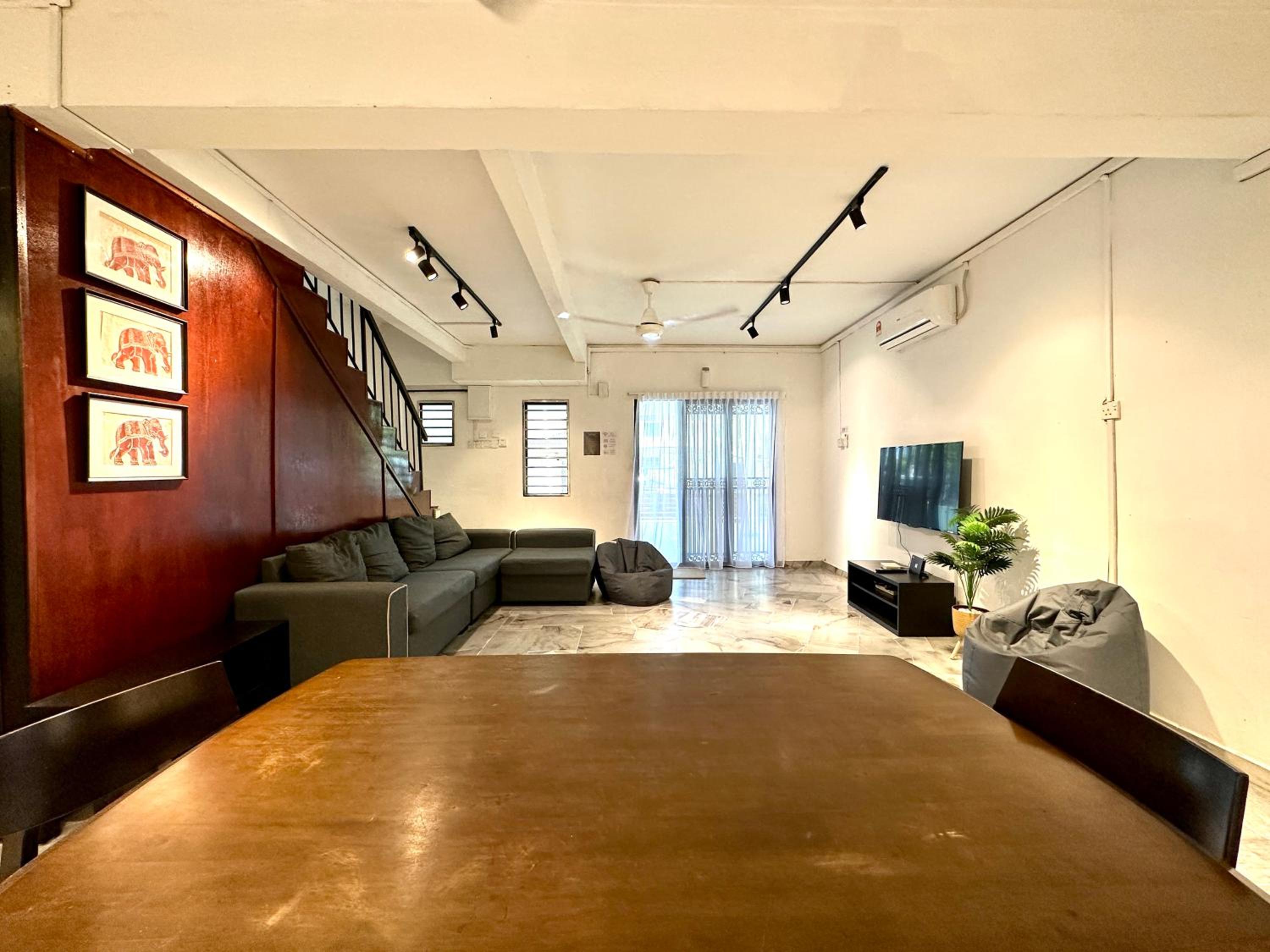 BNB Cozy Homestay @ Bdr Country Homes (Corner Hse) photo 7